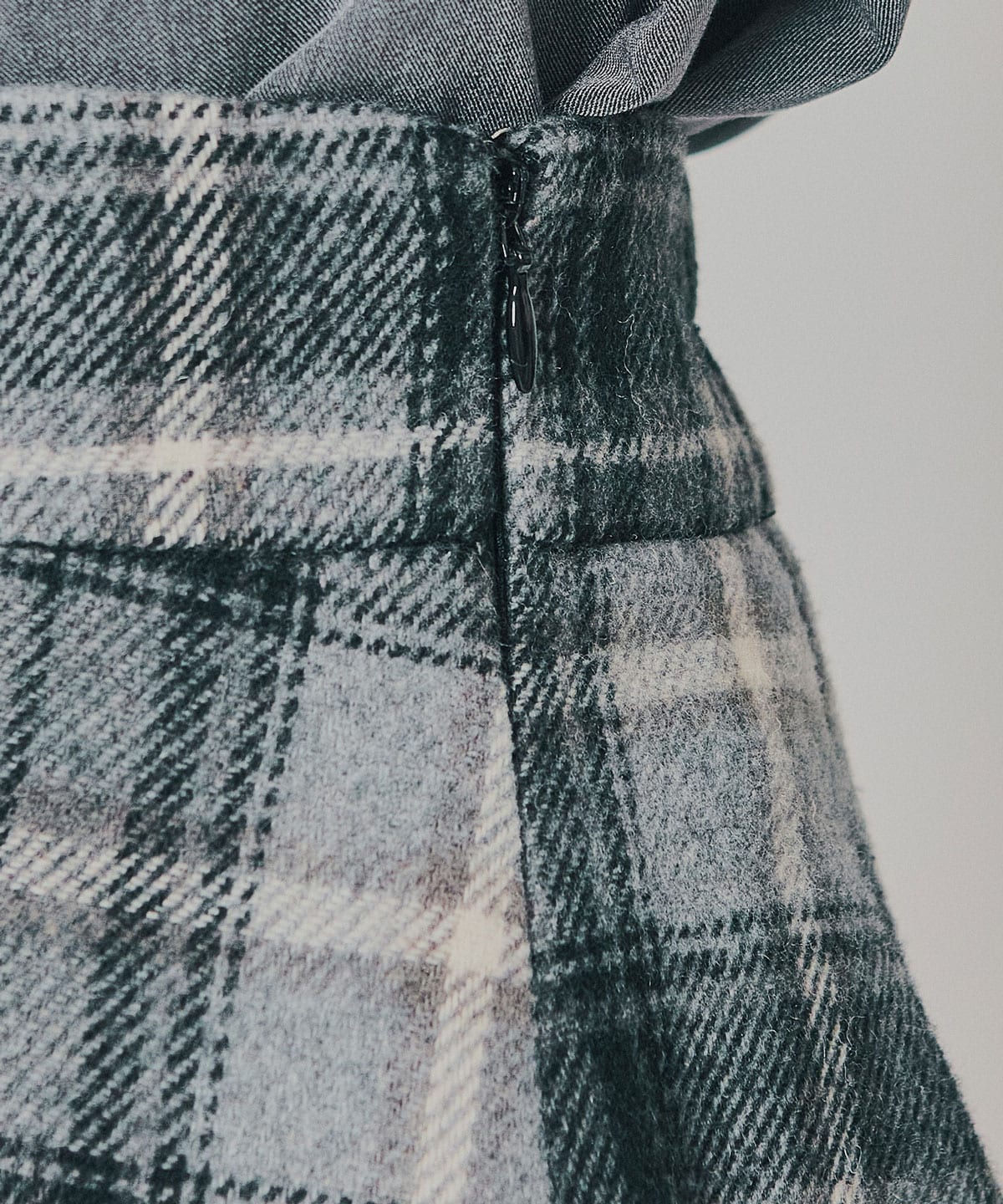 チェックタックショートパンツ