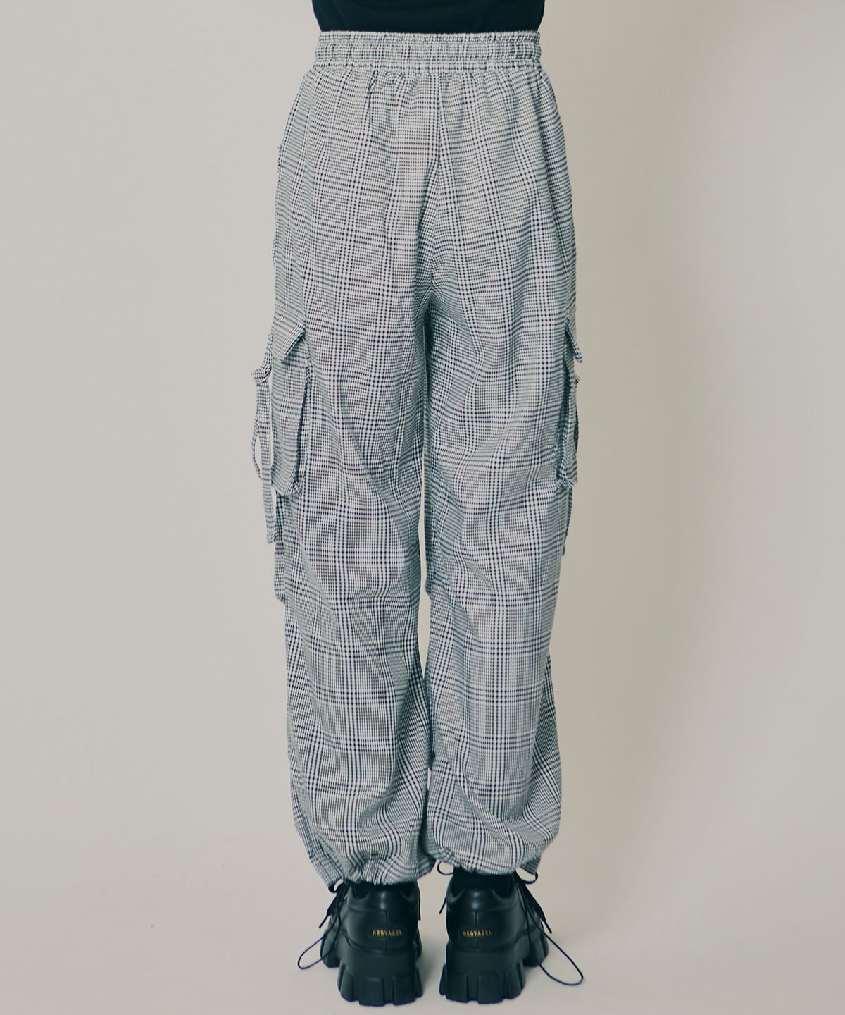 タブポケットカーゴパンツ