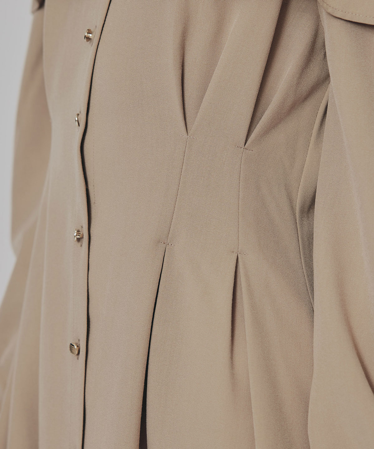 オープンショルダーフリルワンピース