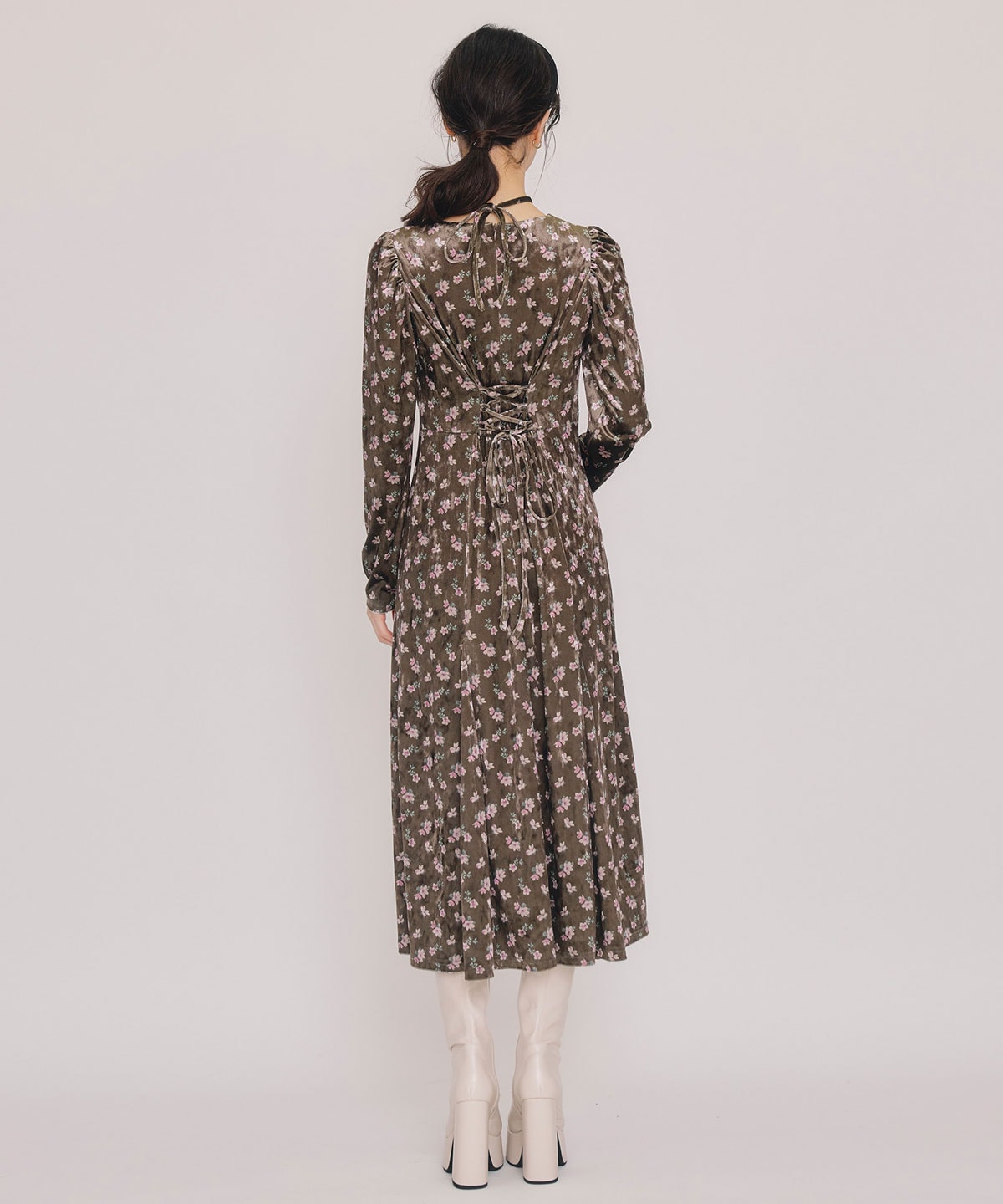 クロスリボンフラワーベロアロングワンピース