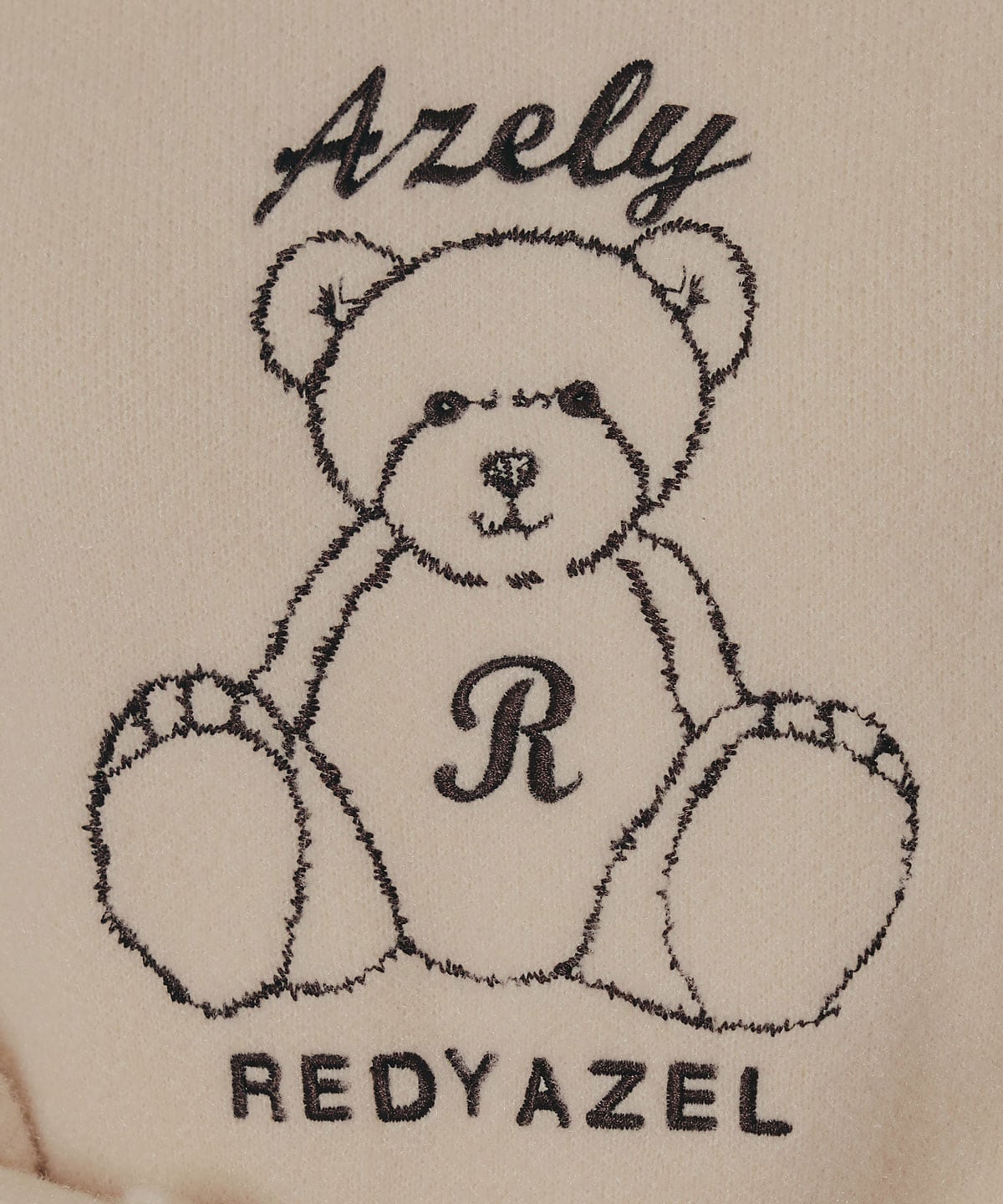 Azelyフラッフィニットプルオーバー