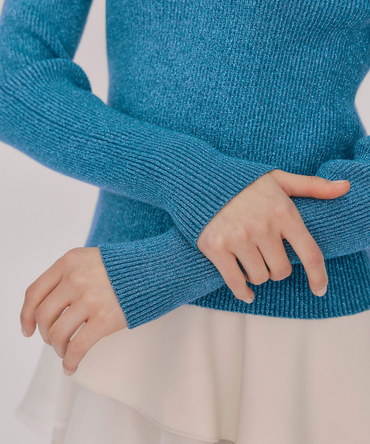 ラメタートルニットプルオーバー