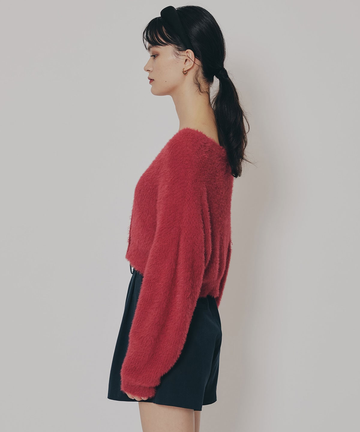 フェザーヤーンビジューボタンカーディガン