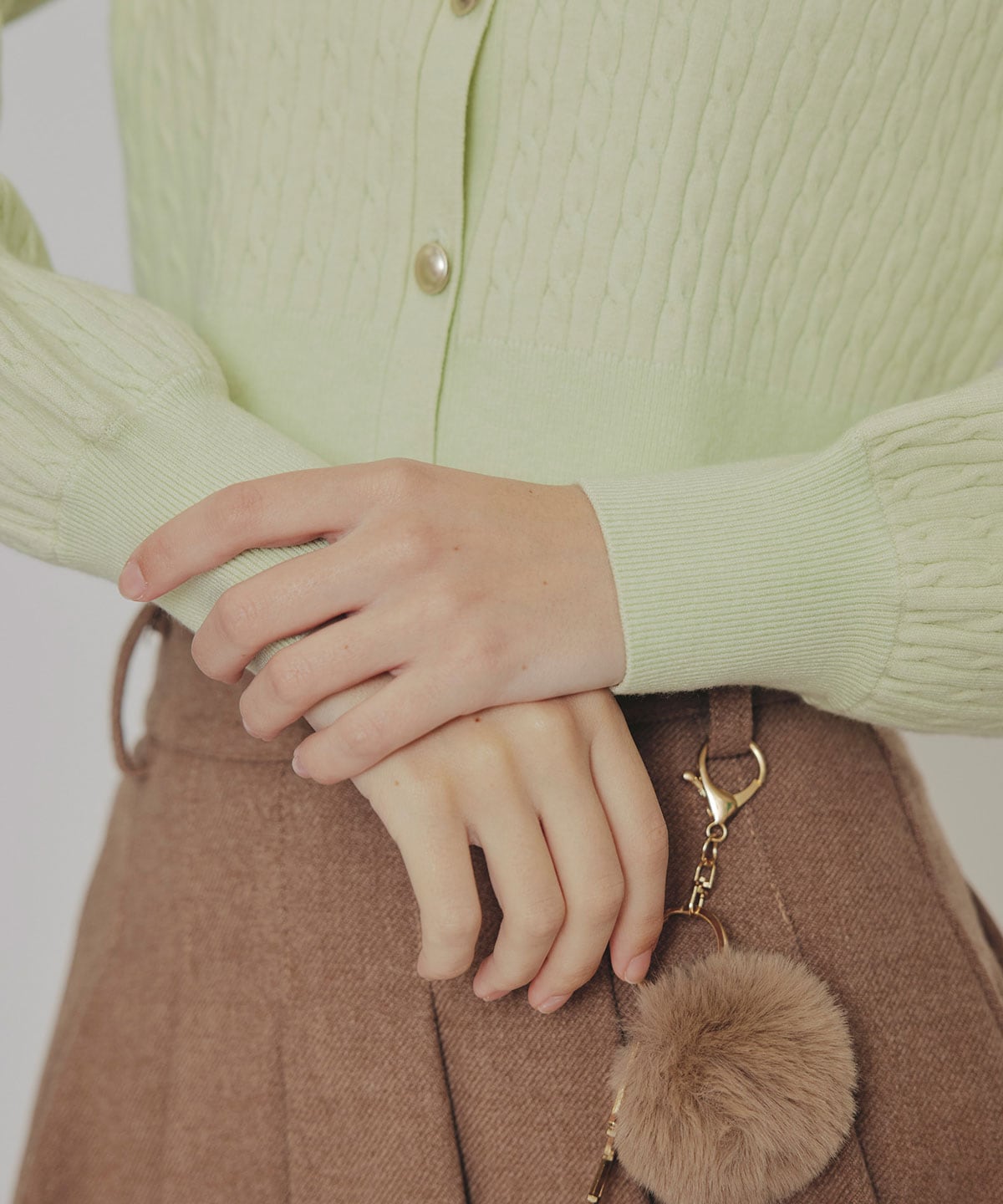 Azelyミニケーブルニットカーディガン