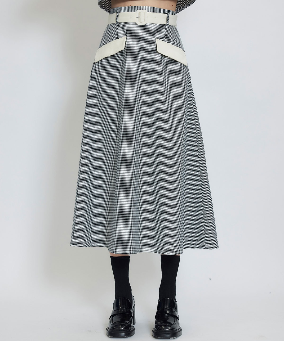 ビジューカラーコンパクトブラウス×バイカラーロングフレアスカートセットアップ