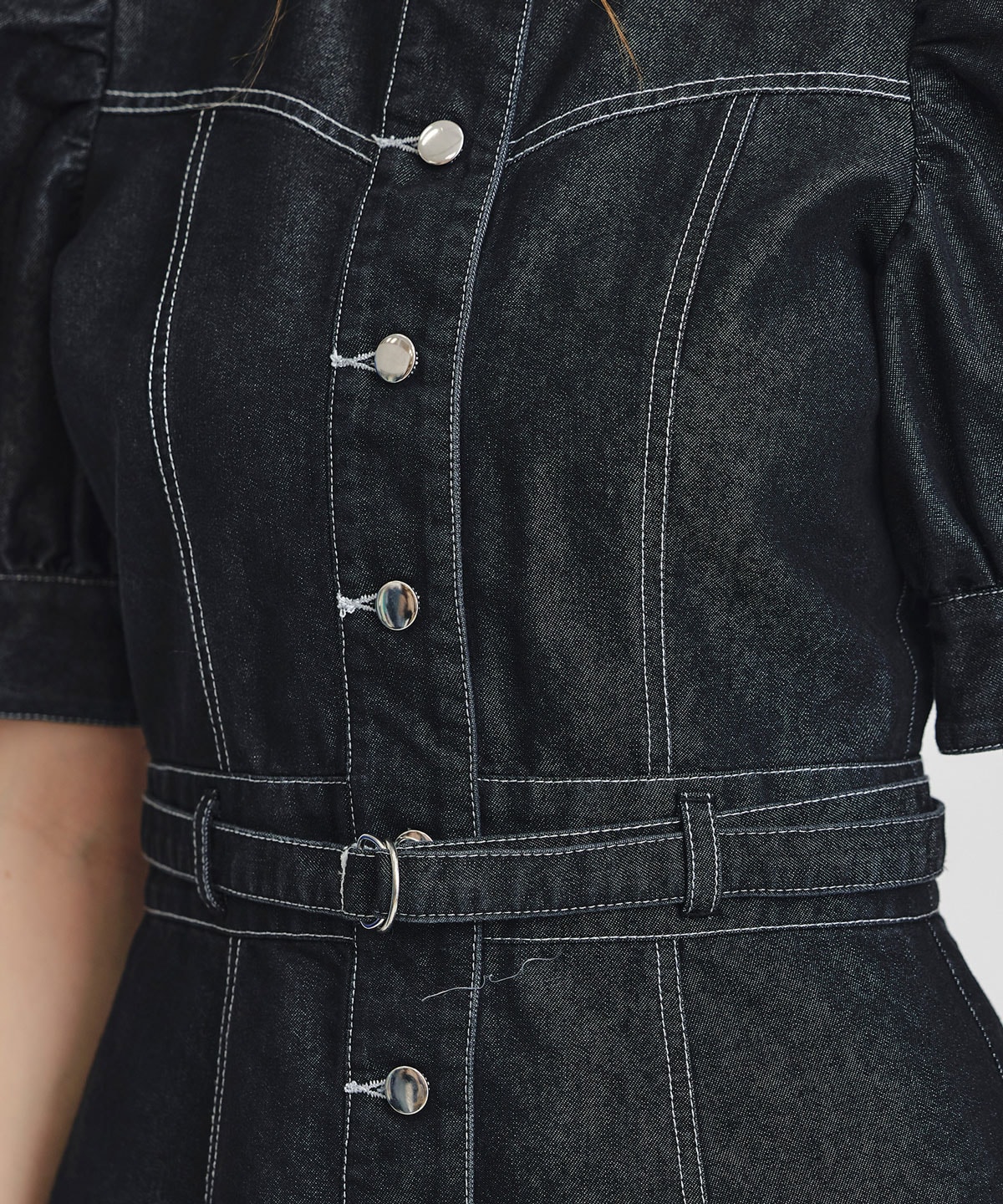 ノーカラーデニムパフフレアロングワンピース