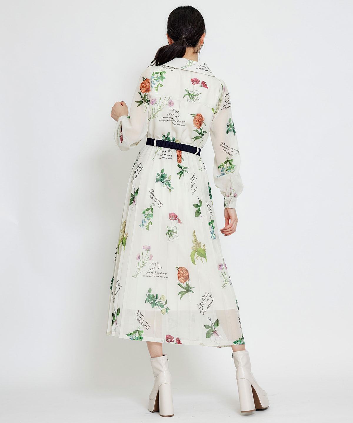 シアーフラワープリーツロングワンピース