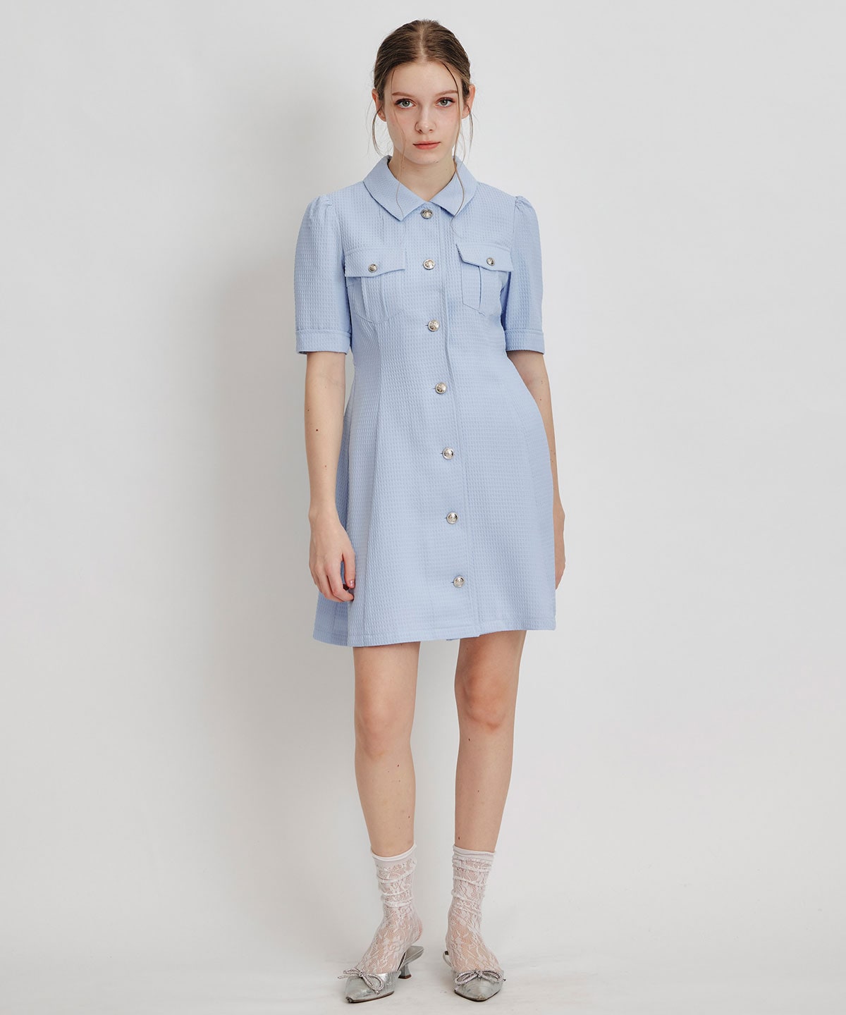 エンブレムボタンワッフルミニシャツワンピース