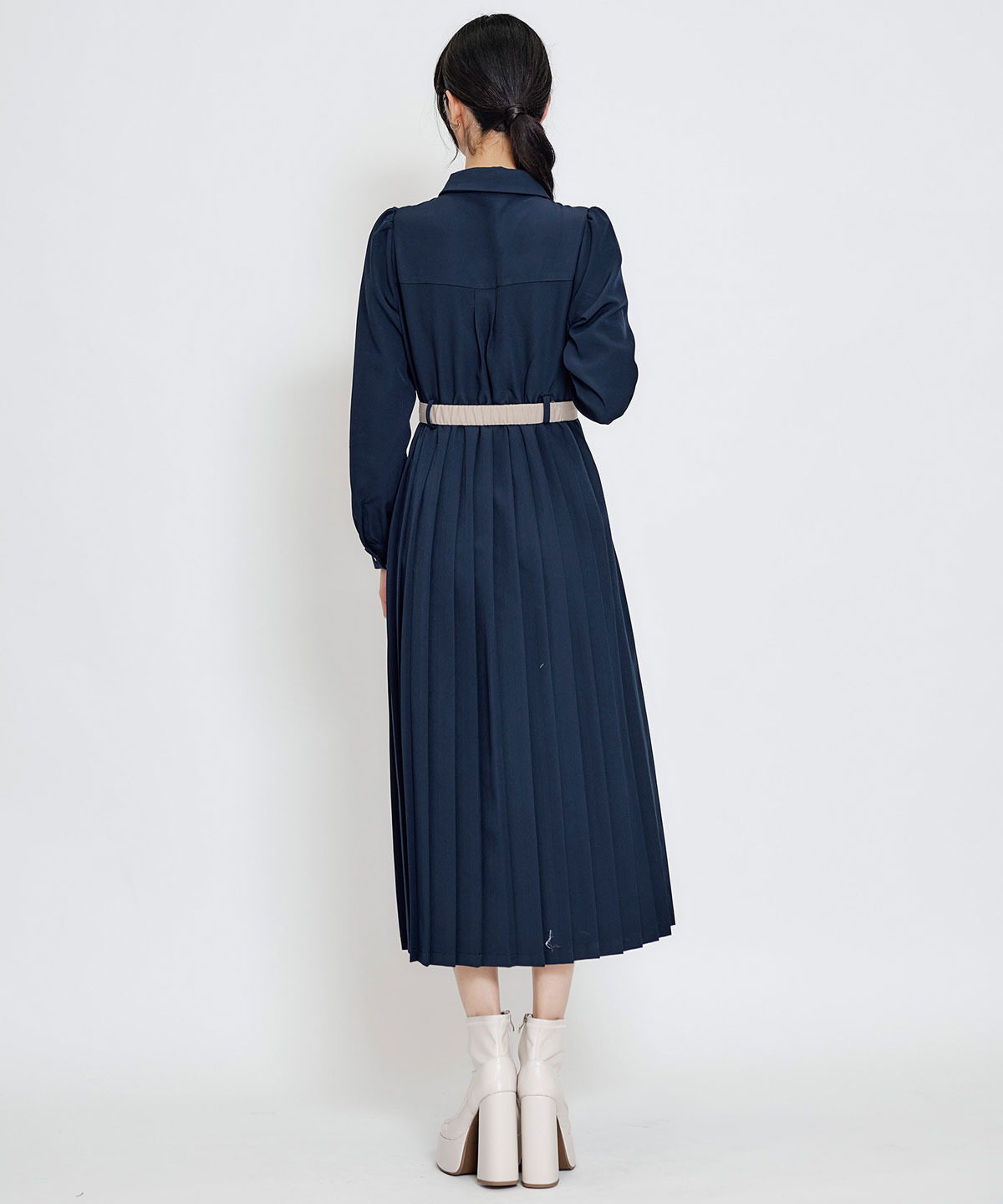 リボンタイプリーツロングシャツワンピース