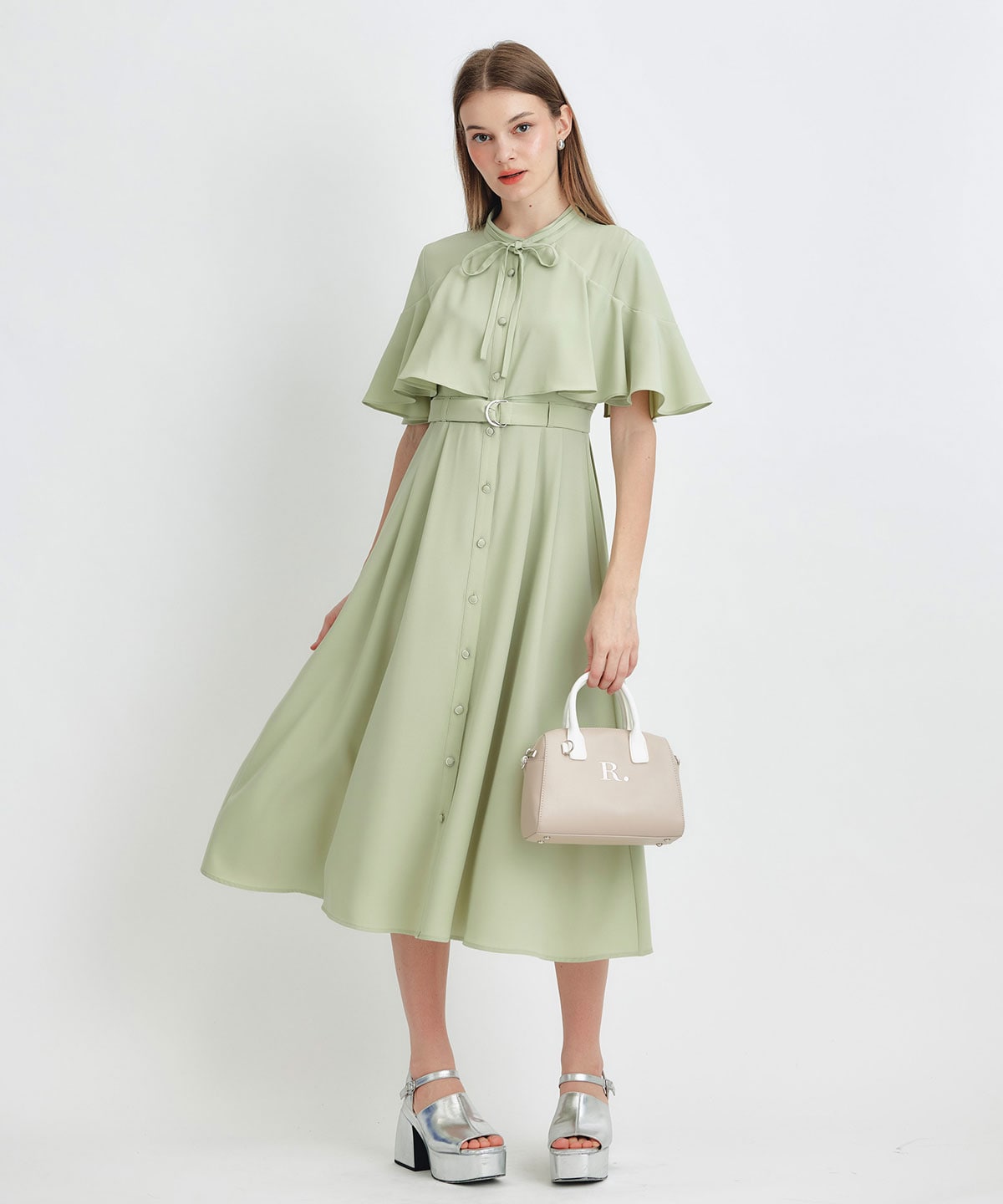 ケープフレアロングワンピース