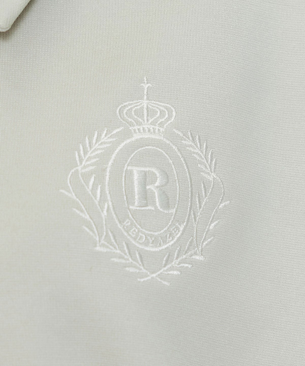 エンブレムダブルカラーカットプルオーバー