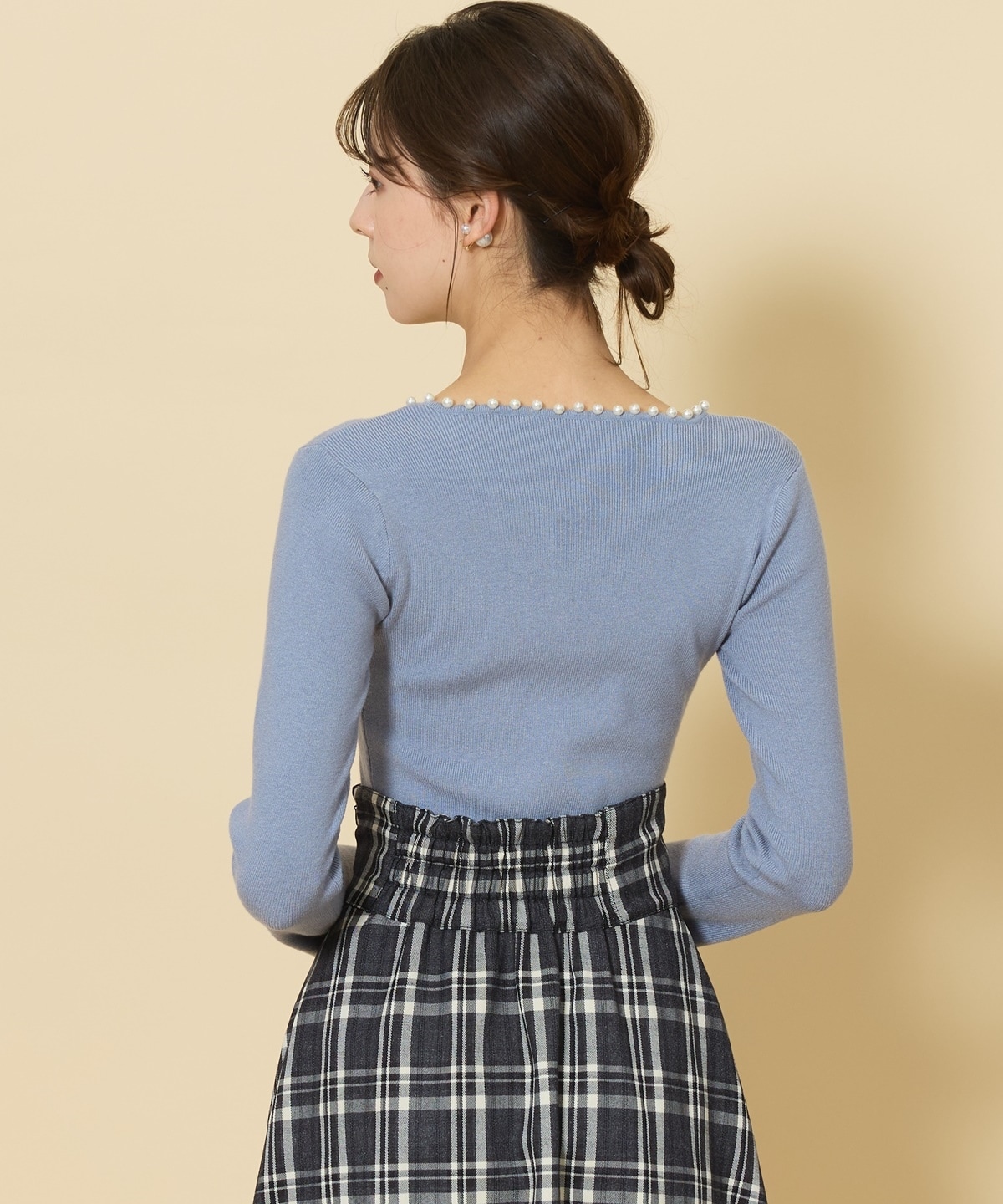 エレガンスパールネックニットプルオーバー