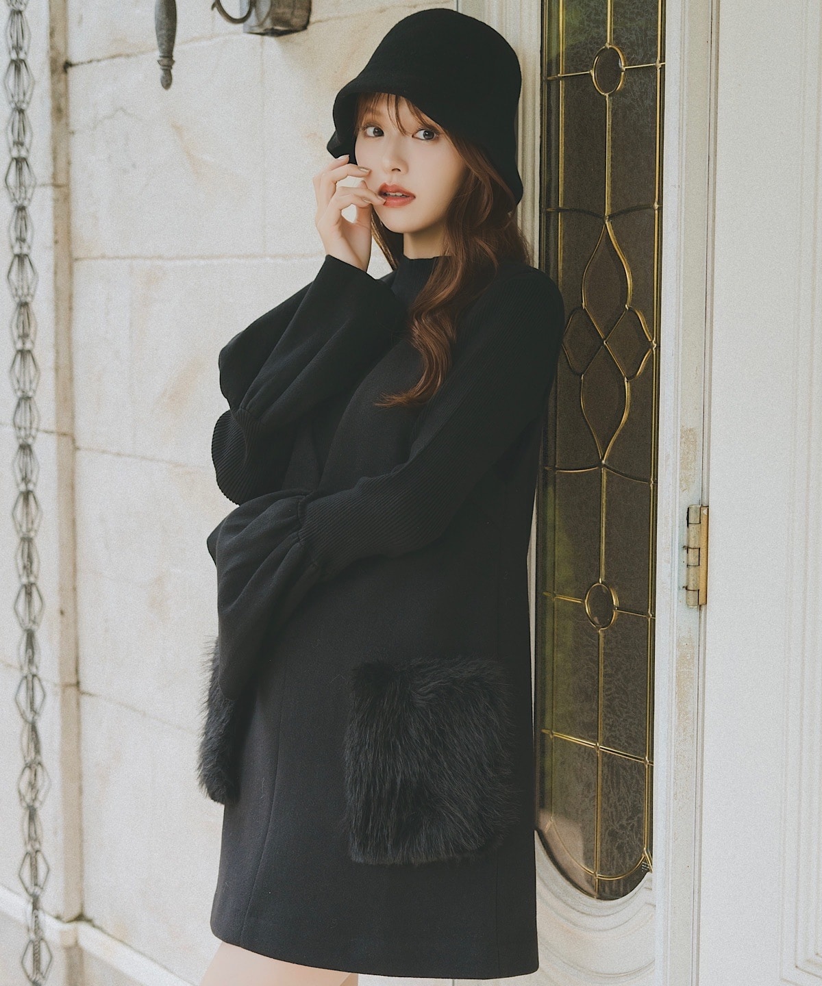 フレアスリーブボトルネックニットプルオーバー