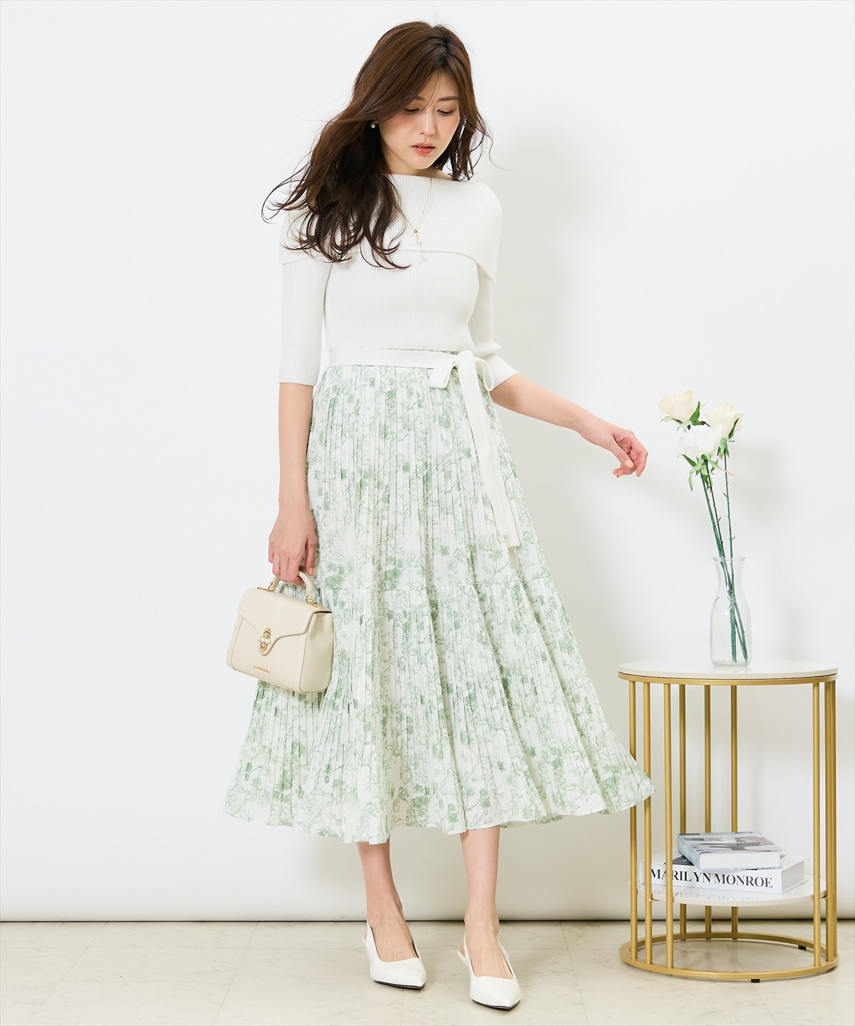 オフショルニットドッキングプリーツワンピース