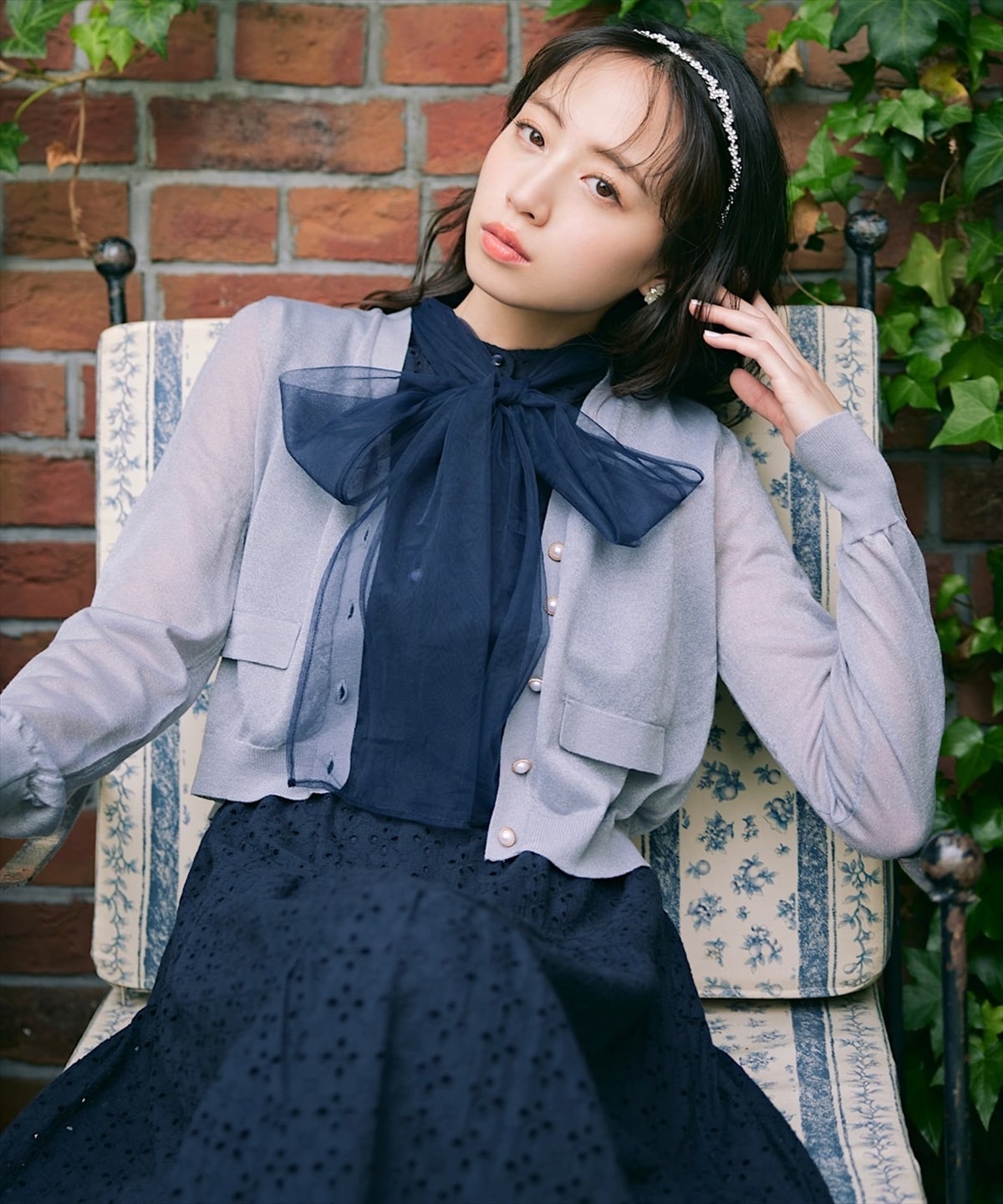 Vネックラメシアーフラップニットカーディガン