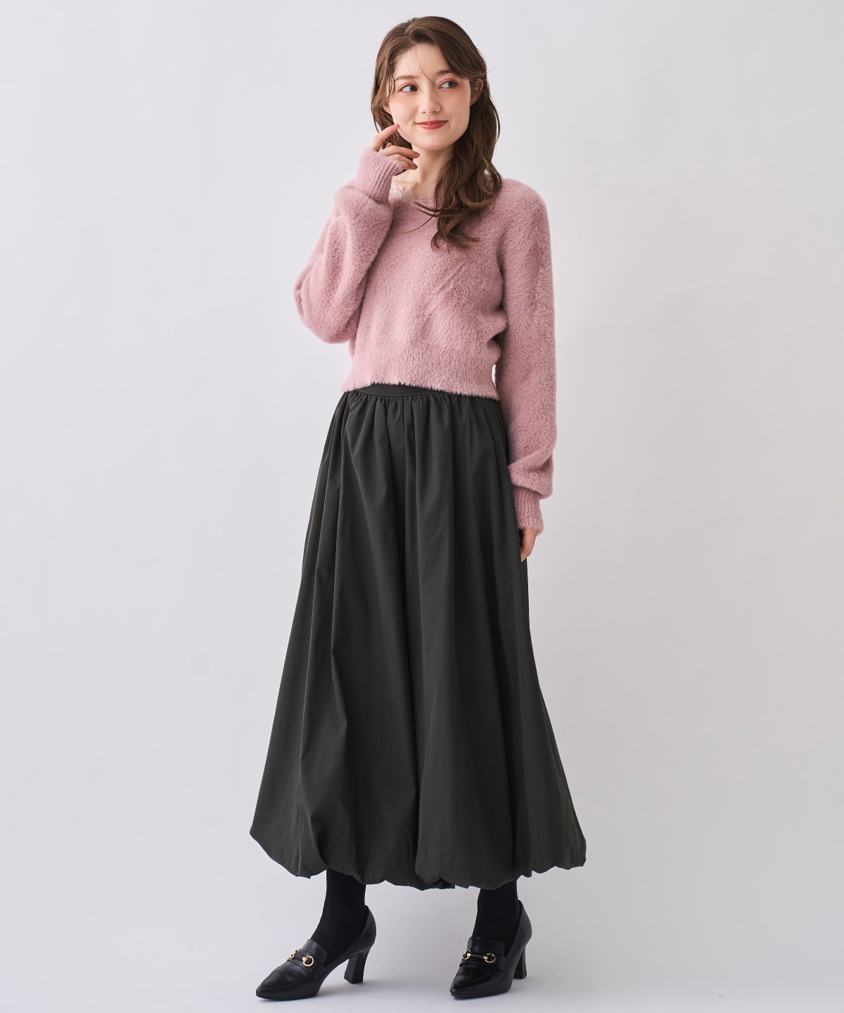 【12/5(Fri)発売開始】レースネックフェザーニット