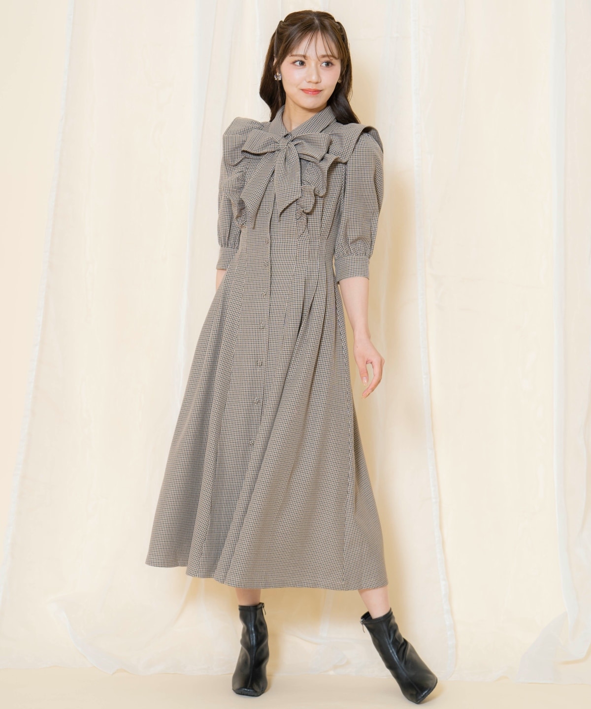 タックウエストフリルシャツワンピース