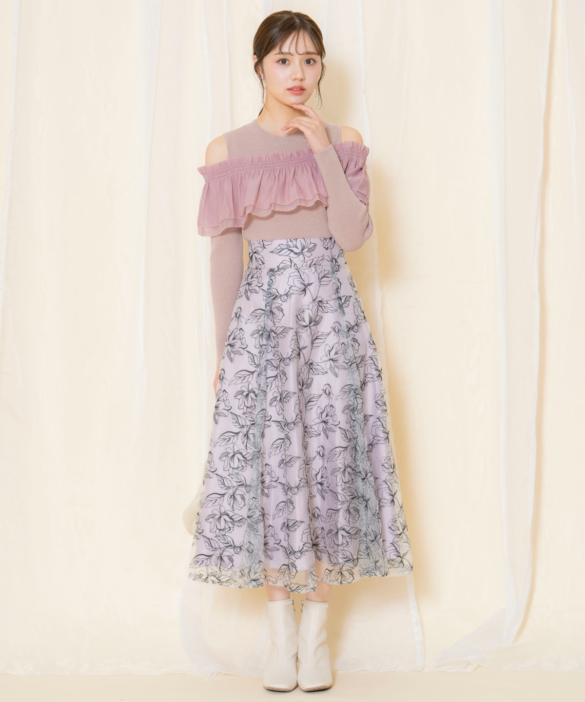 シアーフリルニット