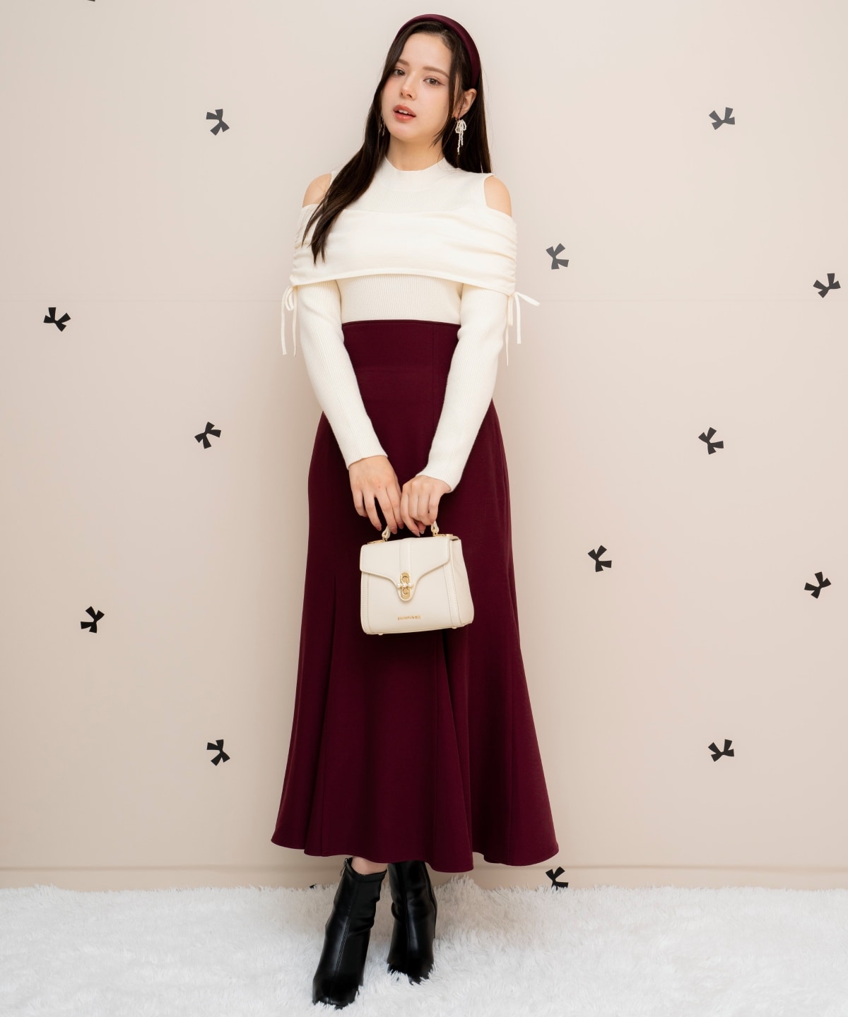 ギャザーリボンオフショルニット