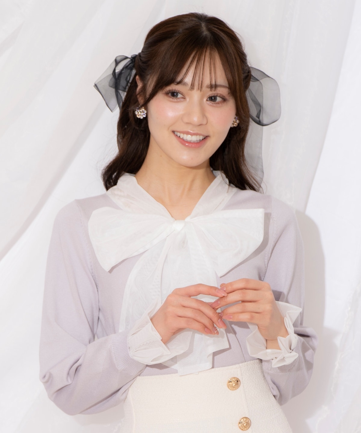 レイヤード風ボウタイニット