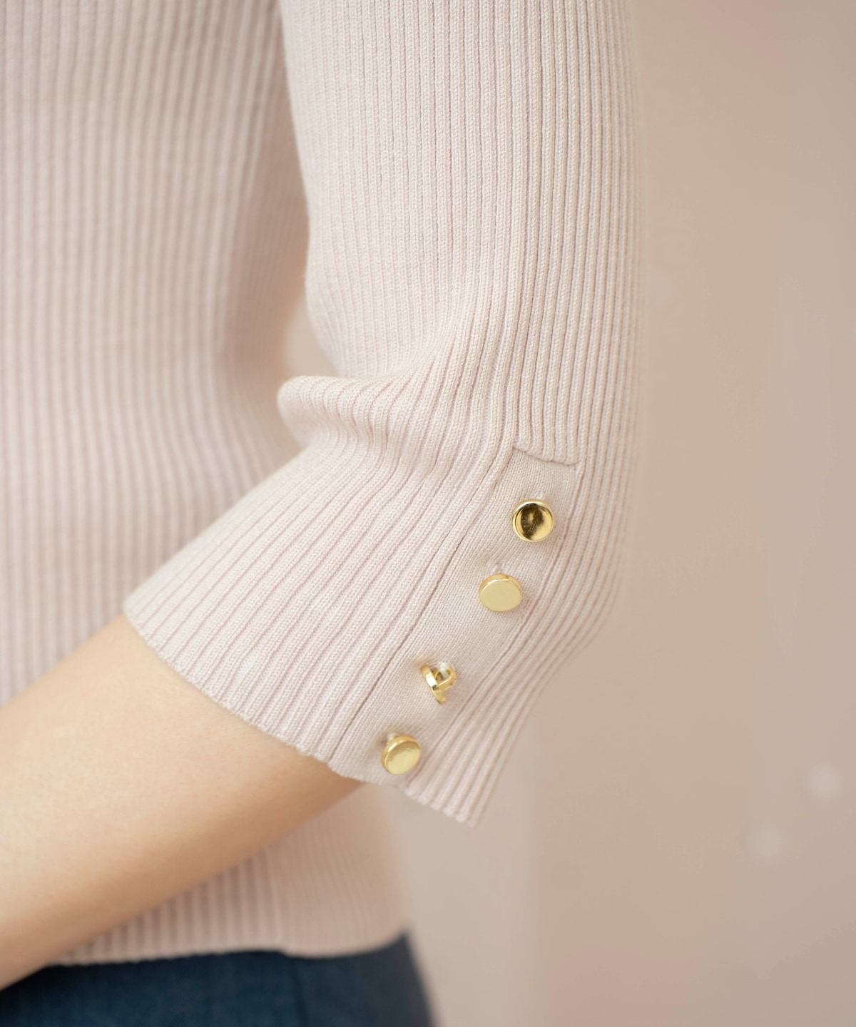 デコルテオープンハイネックプルオーバー