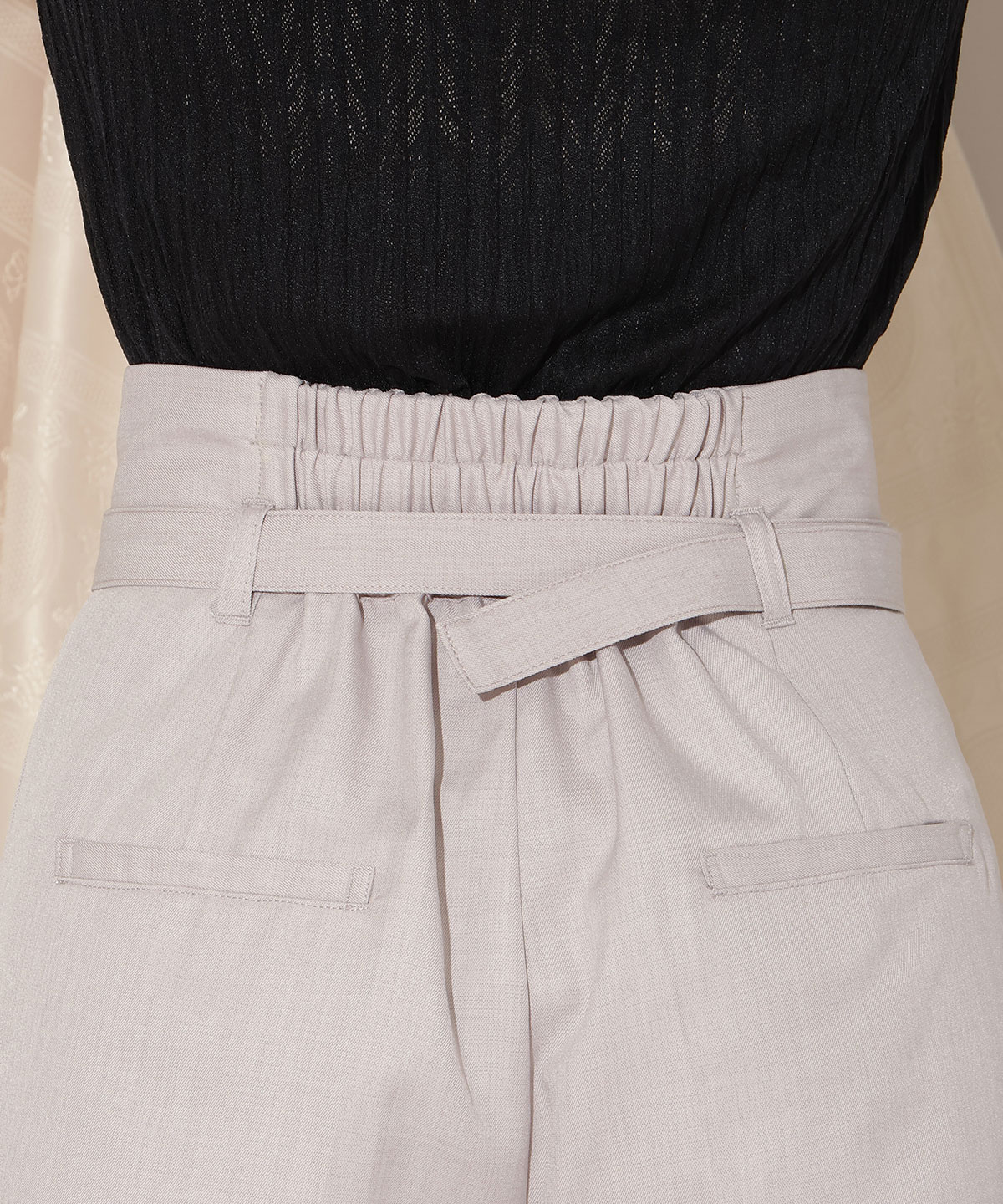 ベルト付きタックワイドパンツ