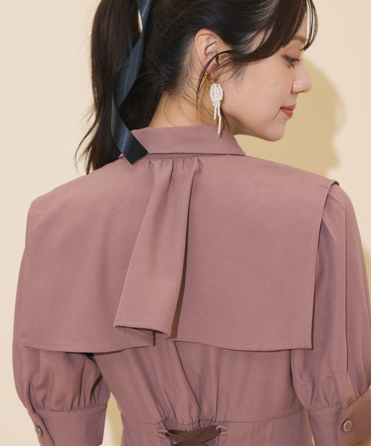 スクエアラッフルシャツワンピース