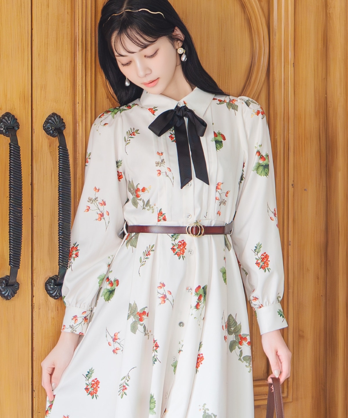 【12/5(fri)10時発売】ウィンターボタニカルリボンタイワンピース