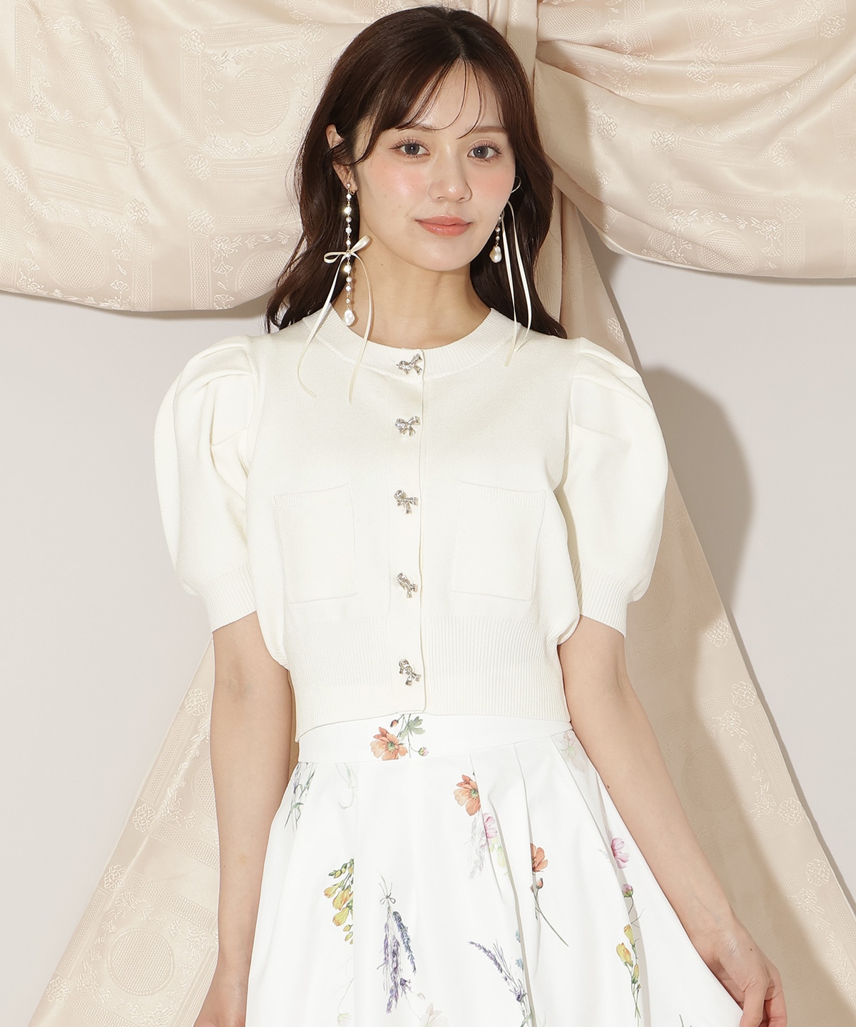 ビジューリボンタックスリーブカーディガン