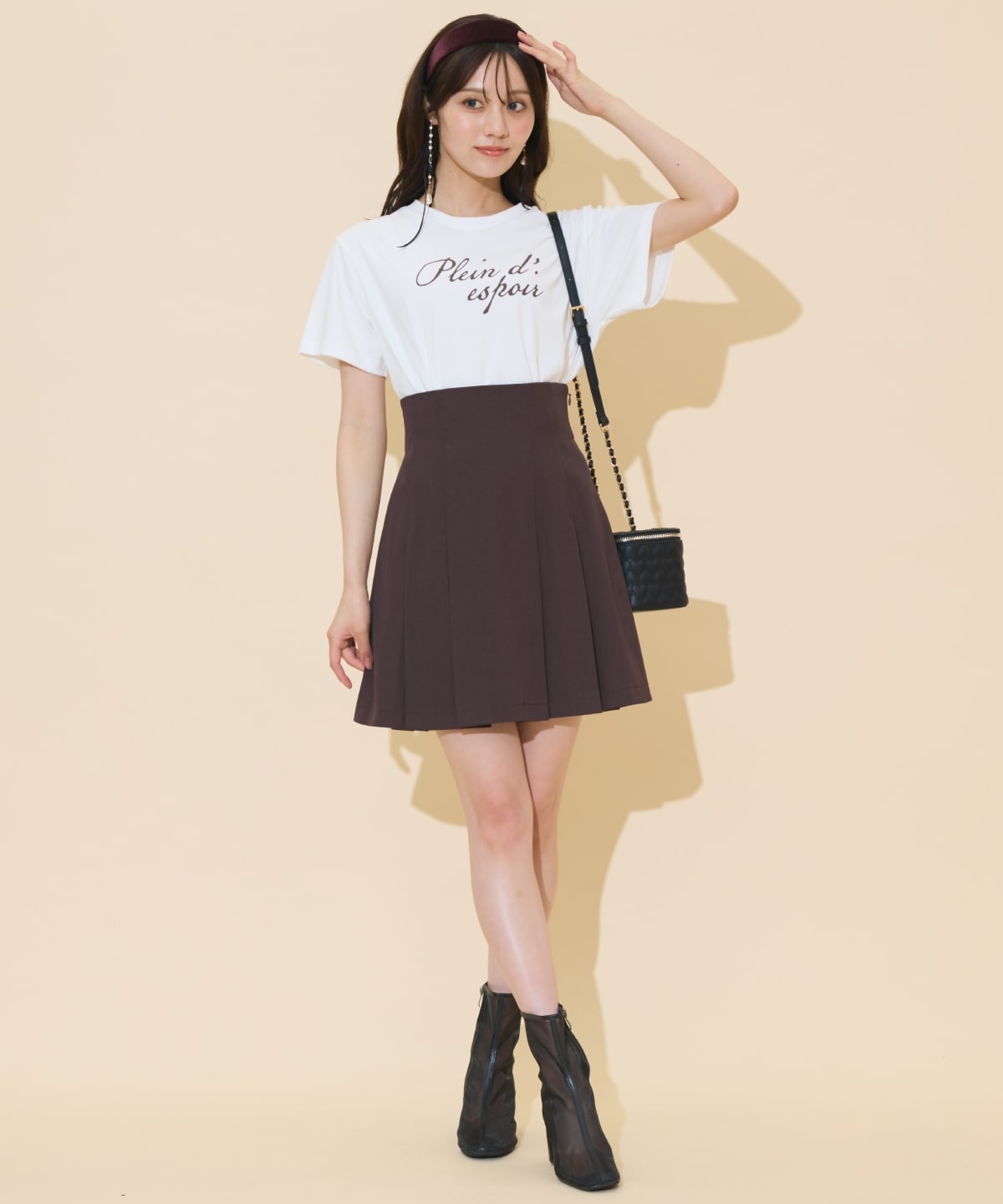 ドロップショルダーロゴTシャツ