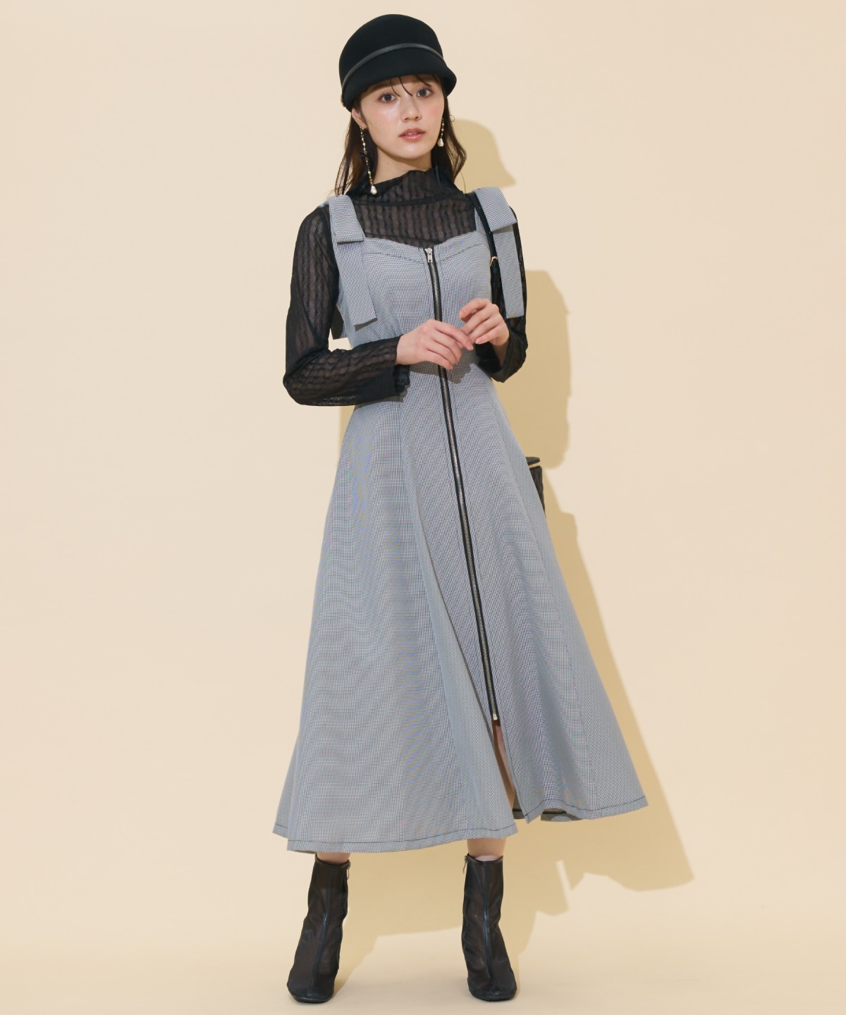 メロウハイネックトップス