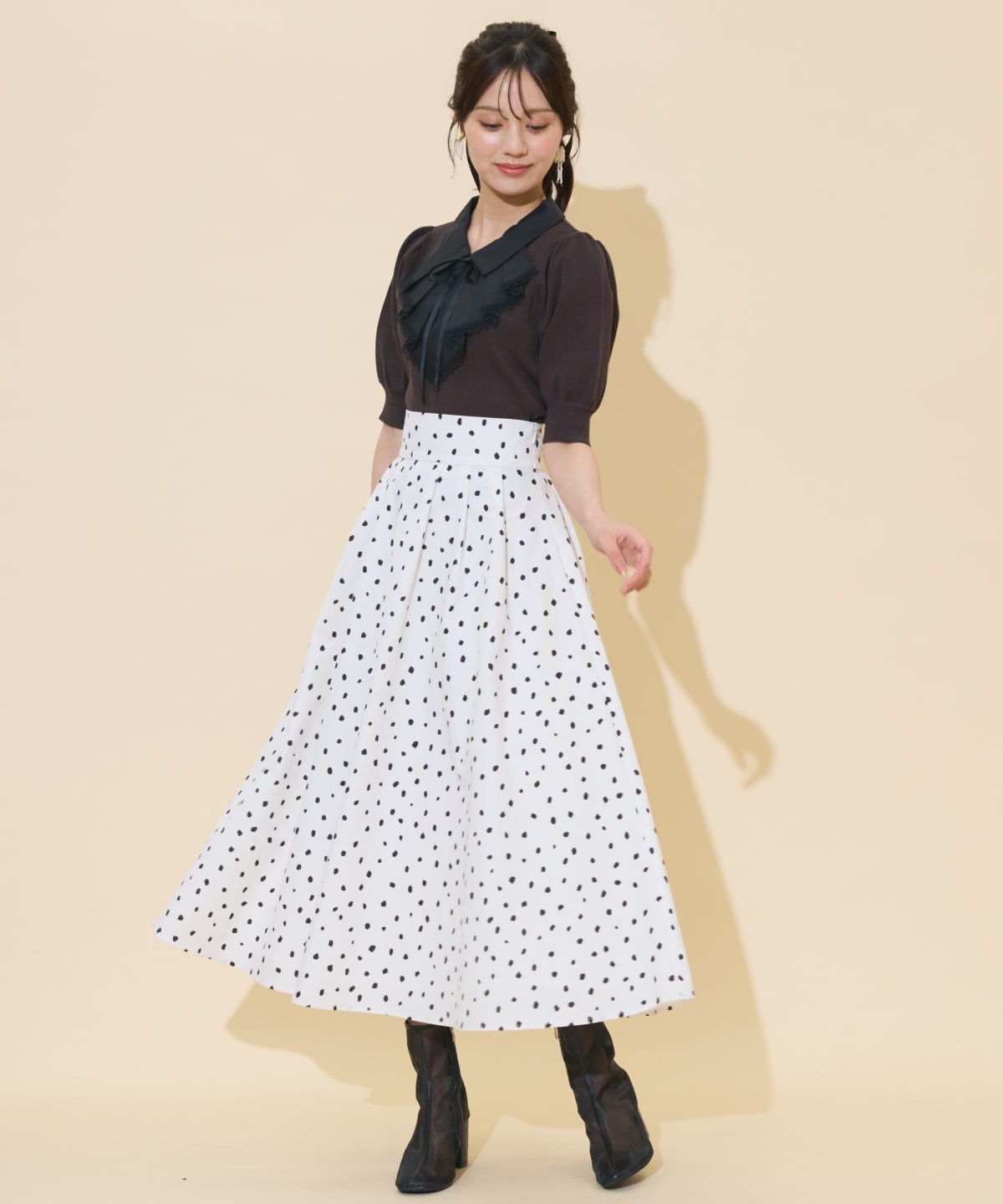 レースラッフルプルオーバー