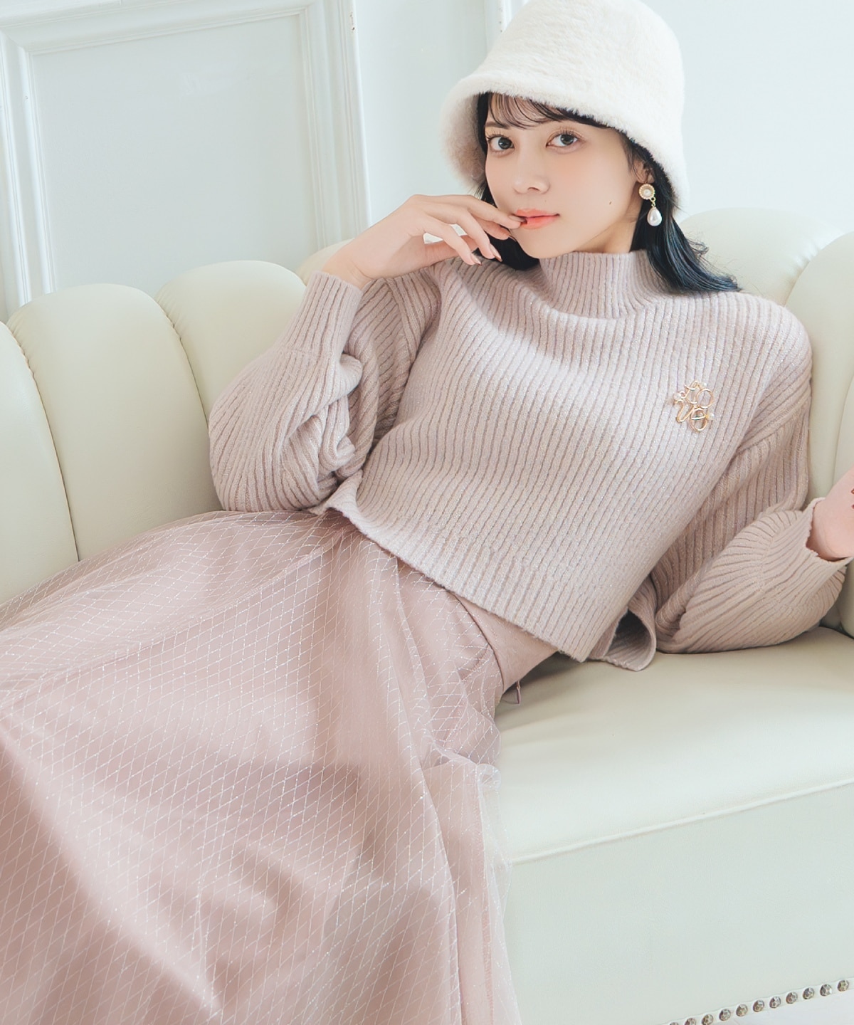 【12/5(fri)10時発売】ブローチ付きクロップドラメニット