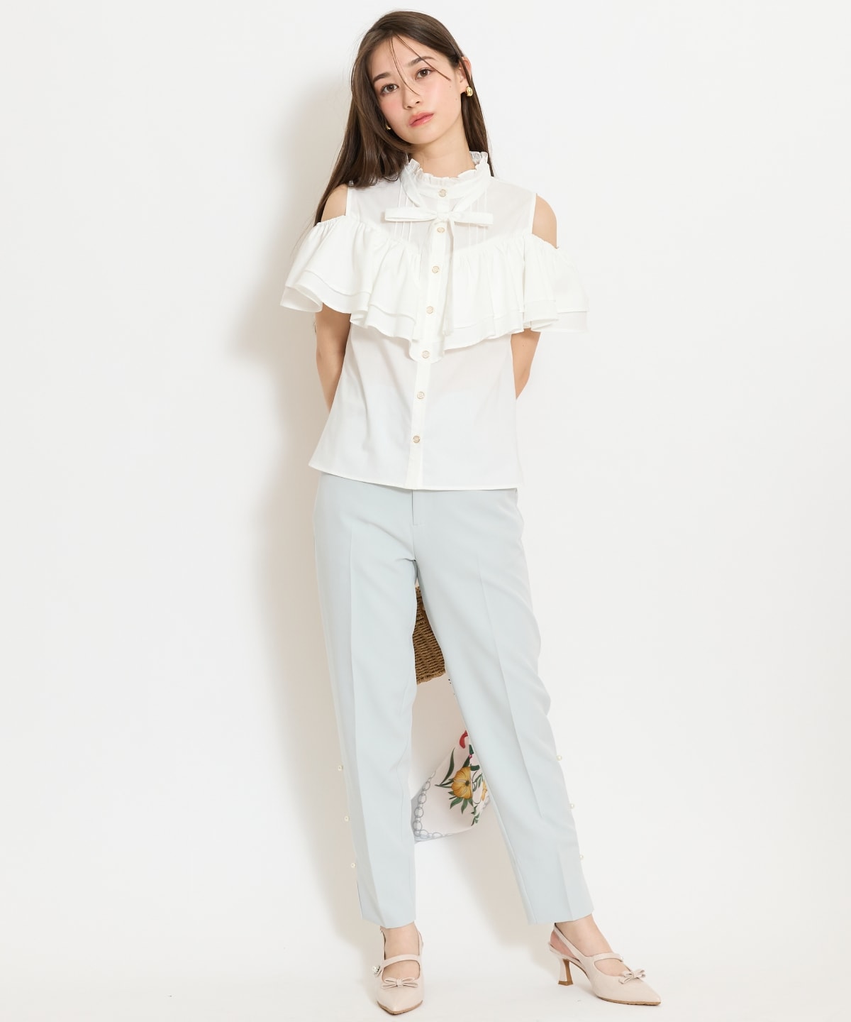 パールデザインテーパードパンツ