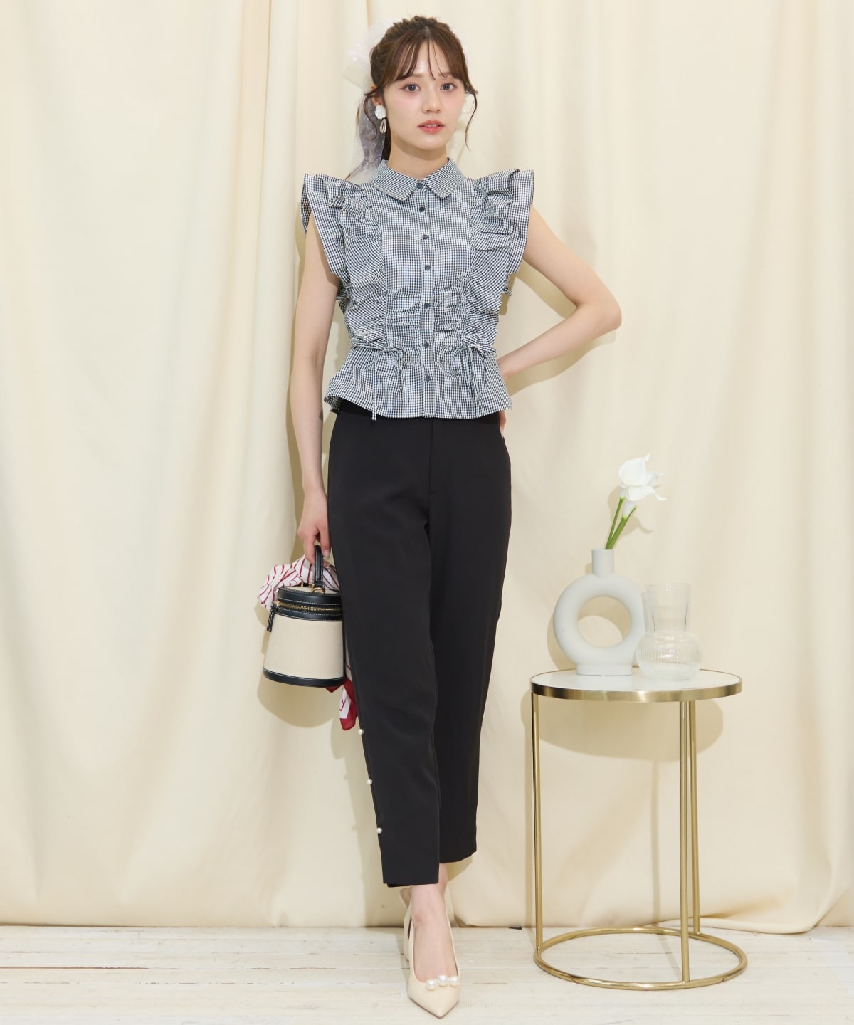 パールデザインテーパードパンツ