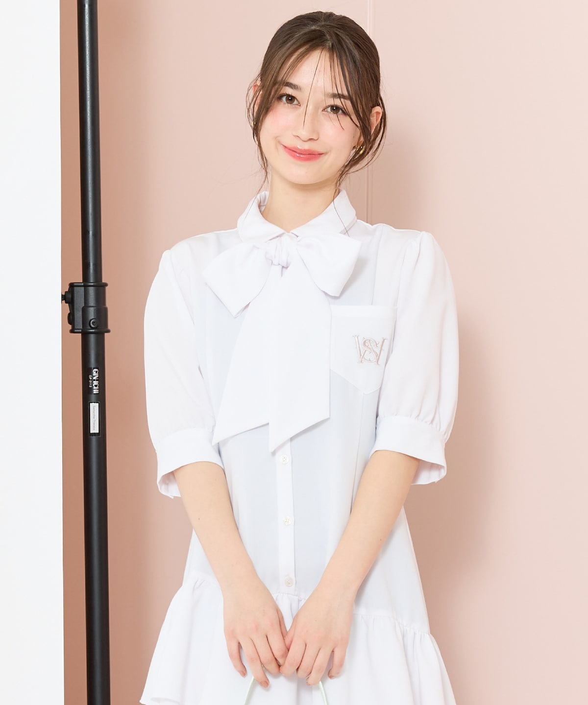 ティアードフリルリボンタイシャツワンピース