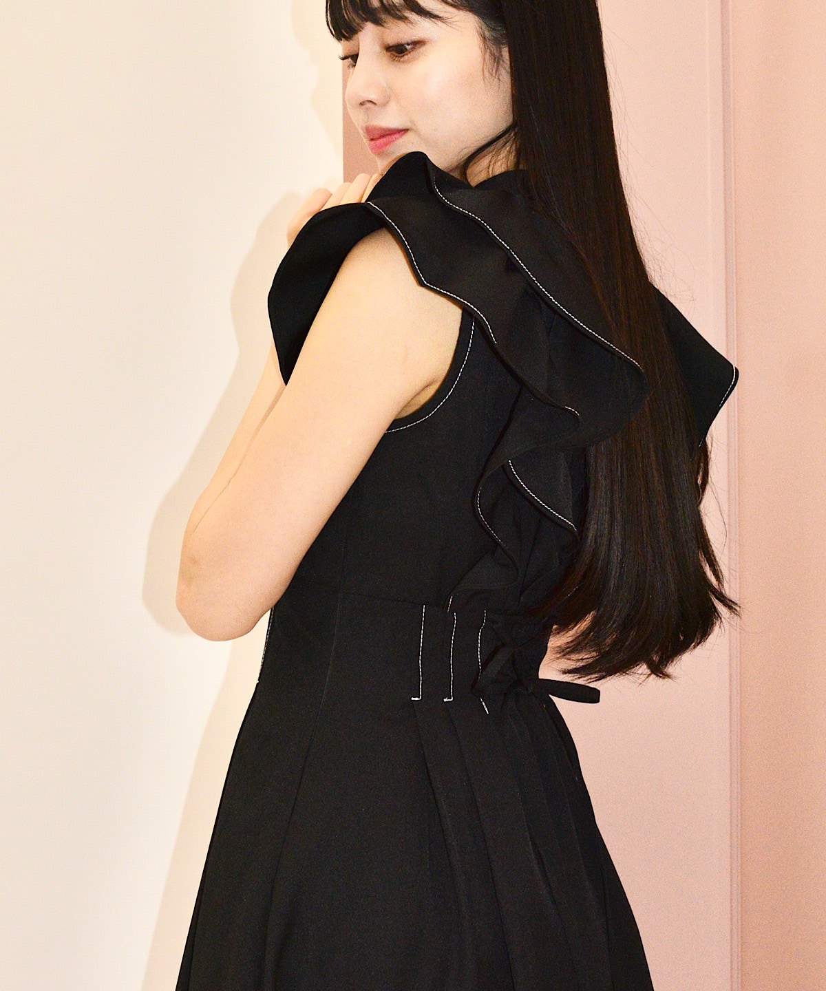 ナローリボンラッフルフリルワンピース