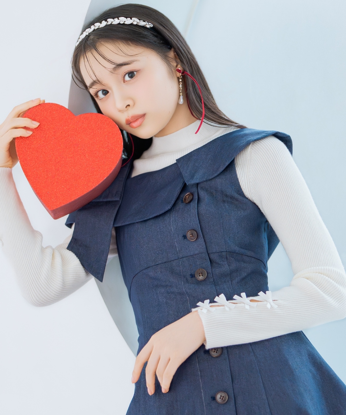 アシンメトリーリボンショルダーワンピース