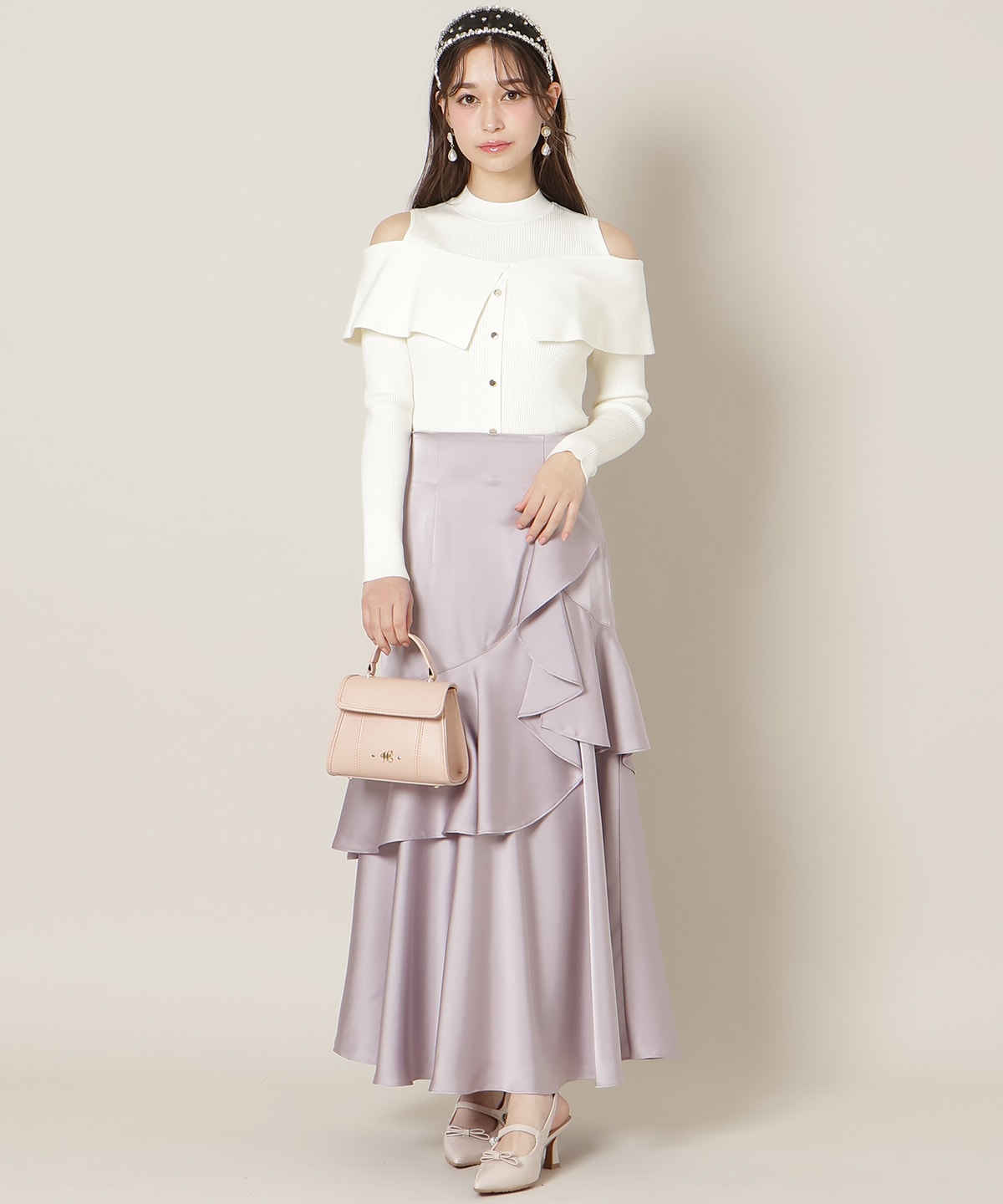 オープンショルダーレイヤードニット