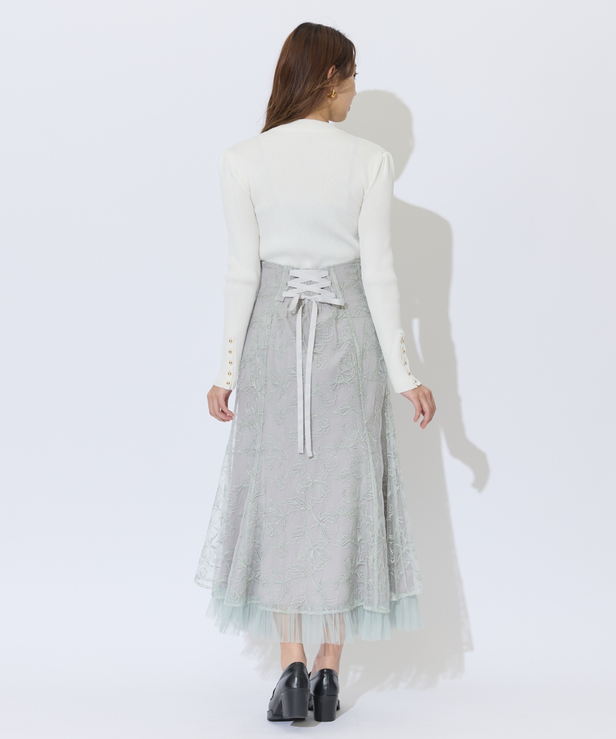 チュールヘムフローラルスカート