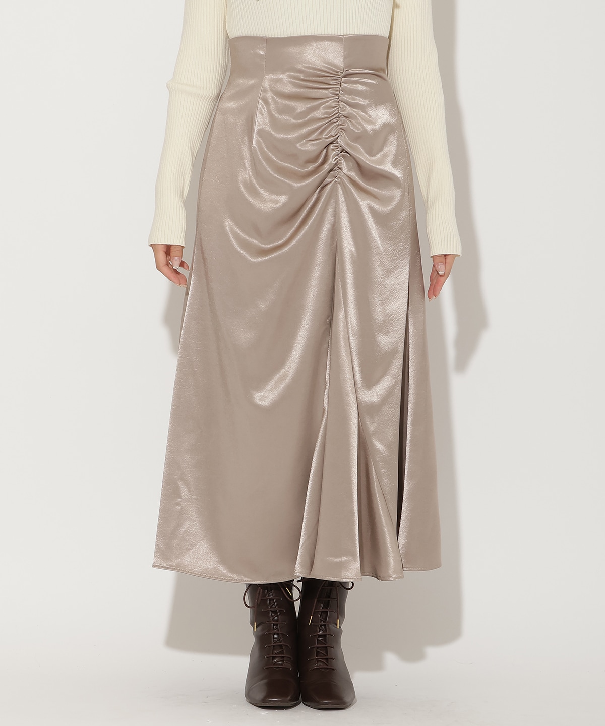 ワンサイドシャーリングサテンスカート