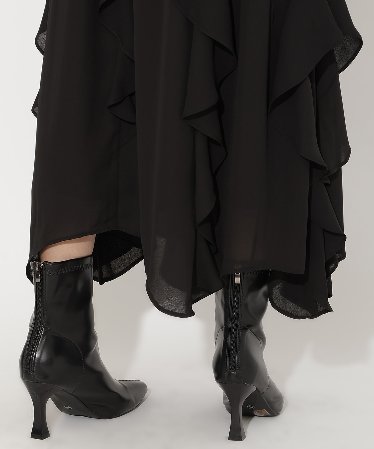 ラッフル切替フレアスカート