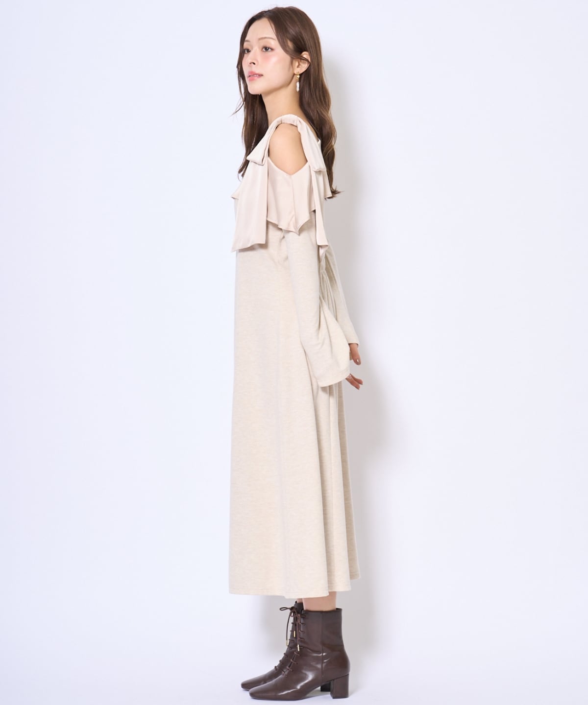 ショルダーリボンカットソーワンピース