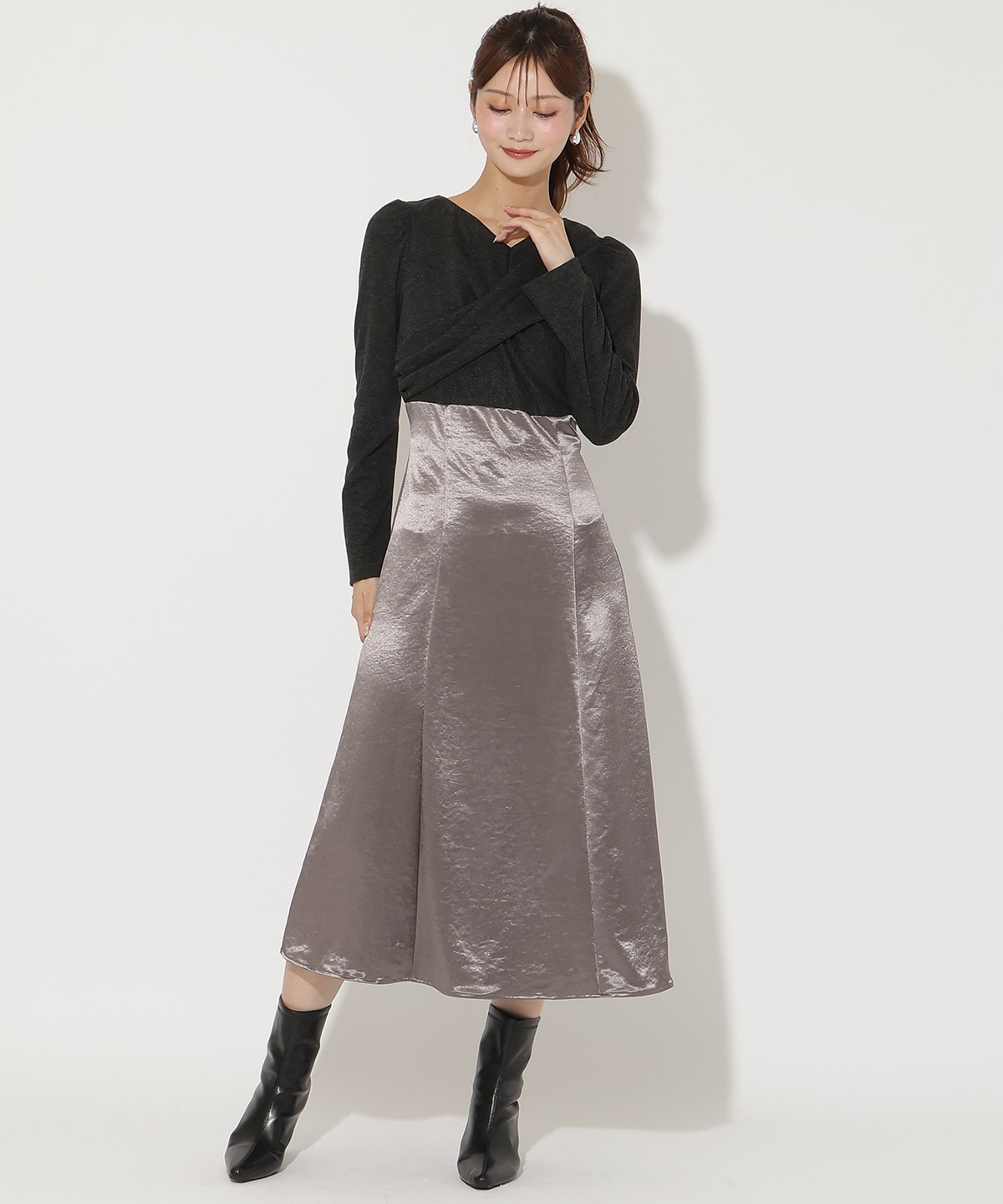 サテンドッキングワンピース