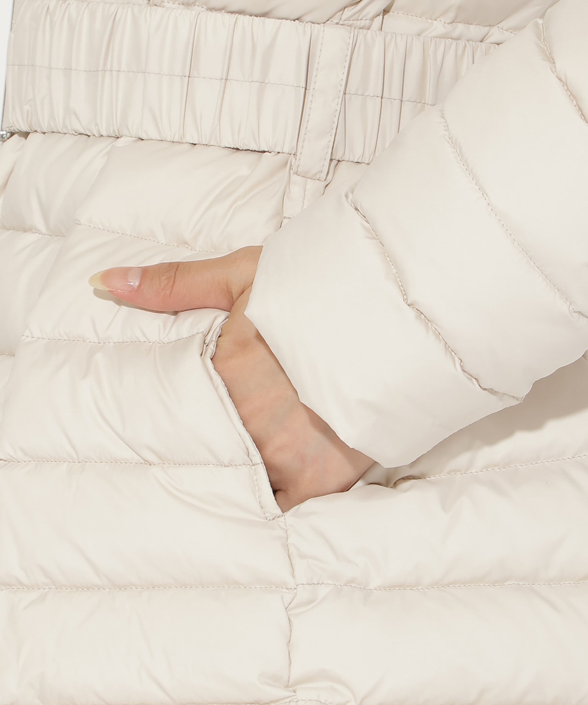 ベルト付きFOXファーミドル丈ダウン