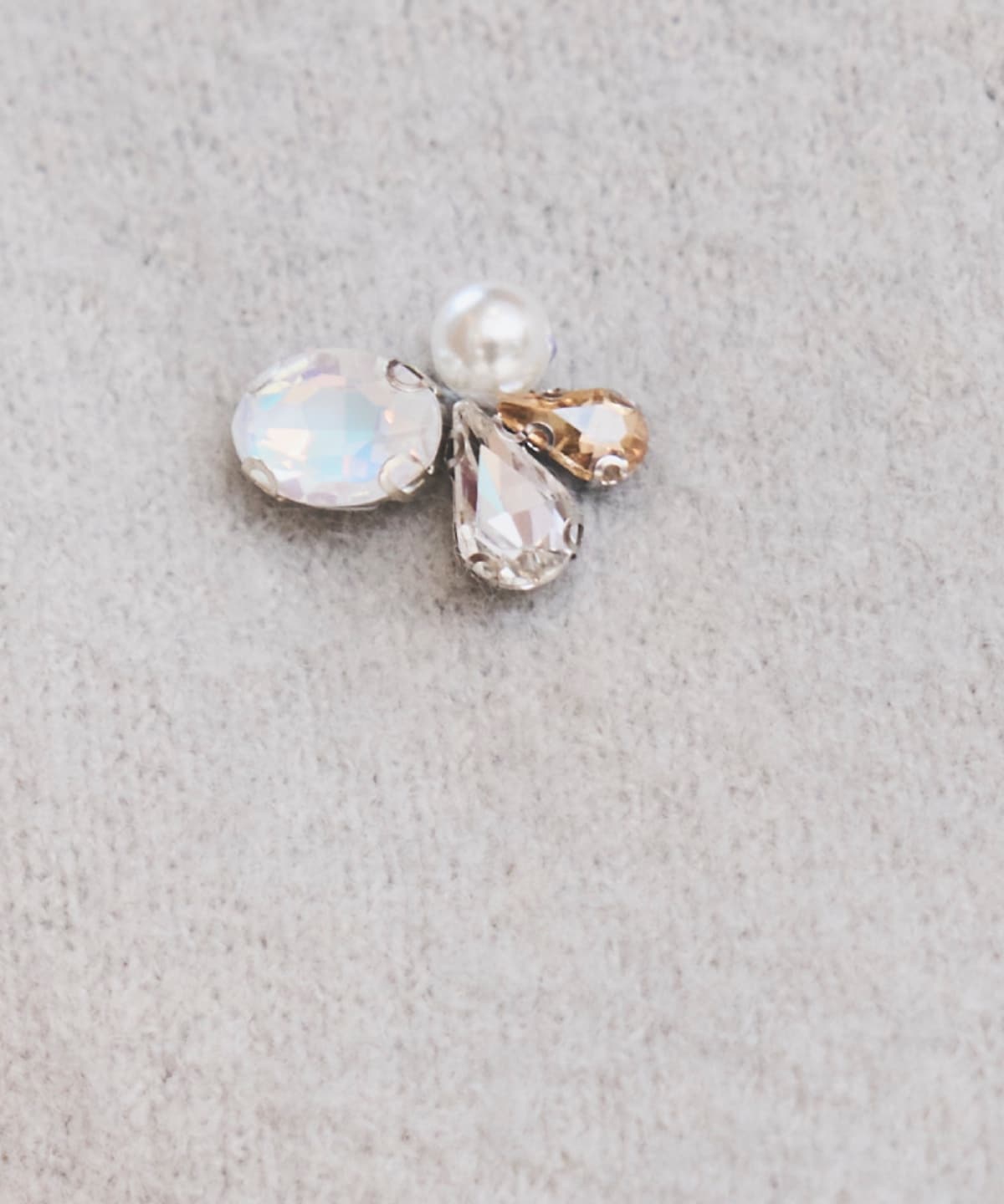 ビジュー付きニットカーディガン