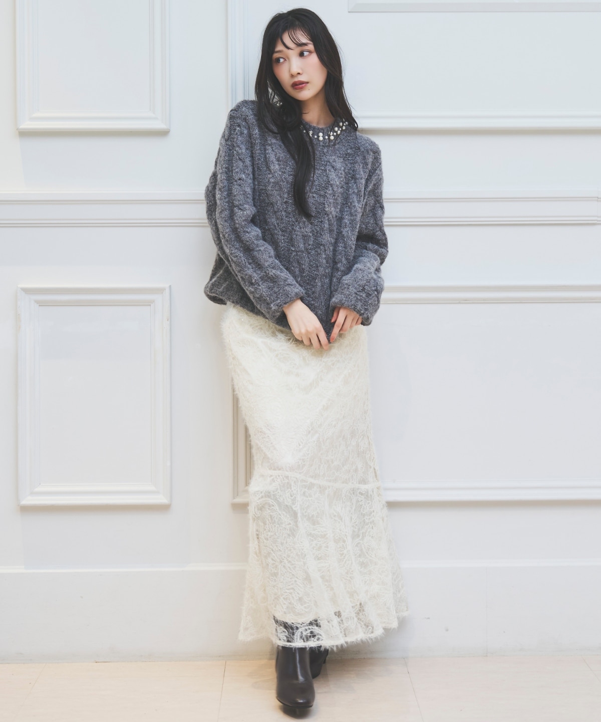 パール襟ケーブルニットプルオーバー