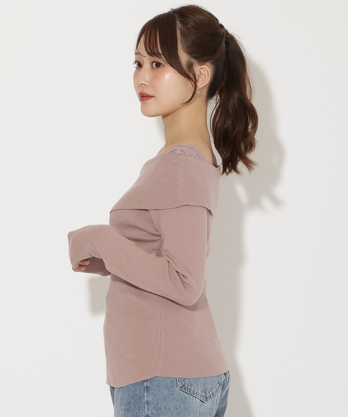 クロスネックプルオーバー