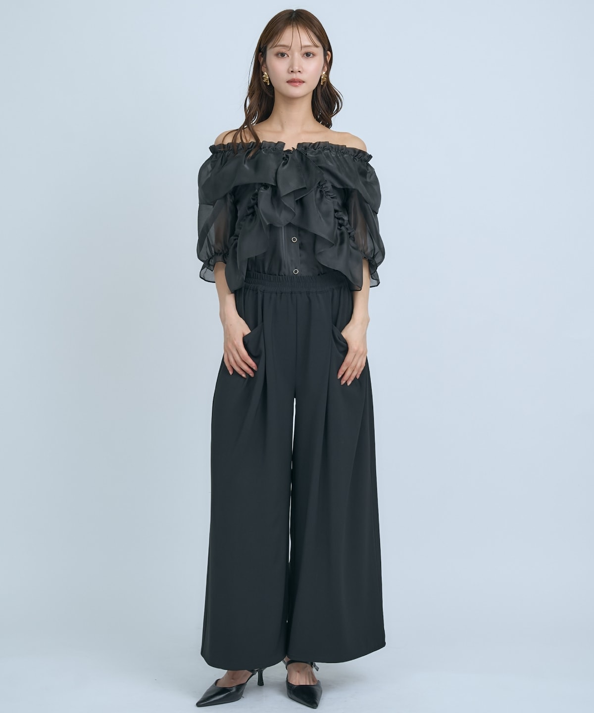 【先行予約受付中】フリルクロスシアーブラウス