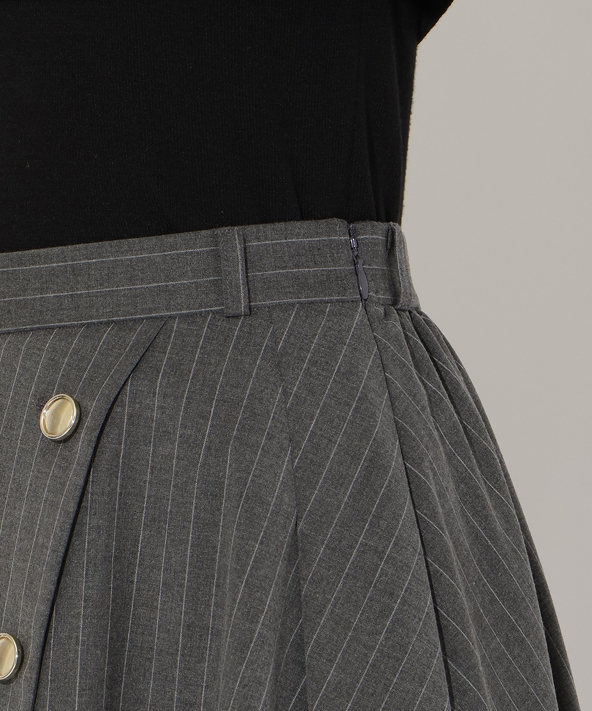 【先行予約受付中】ベルト付きレイヤードデザインフレアスカート